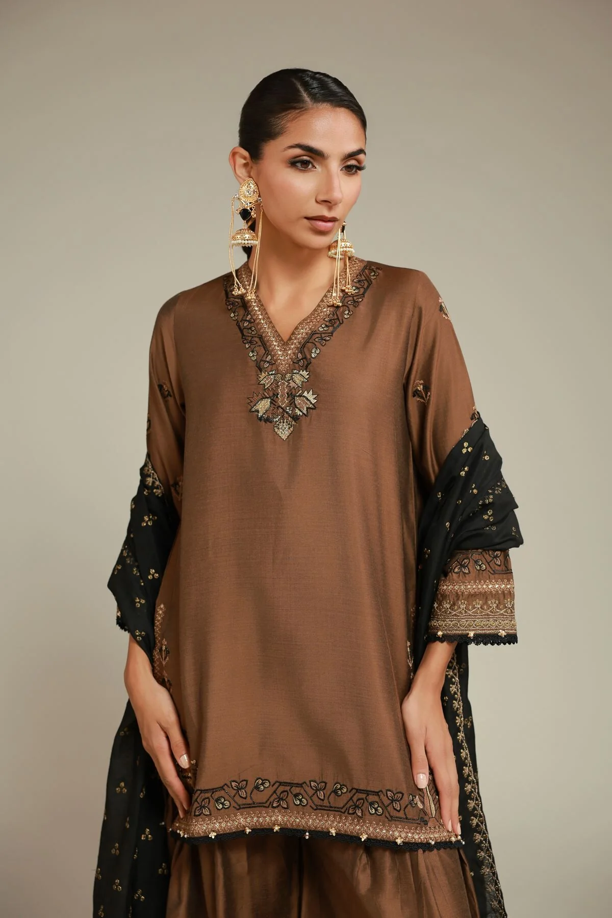 Khaadi 25-11-12S5-13TA Khaas Festive Edit 2025 - Image 3