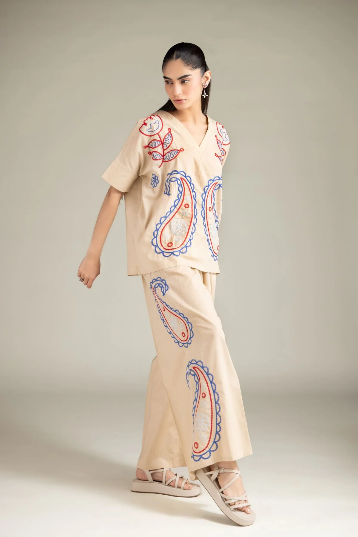 Khaadi 6-26-102-B-F Urban Nomad Spirit 2026 - Image 2