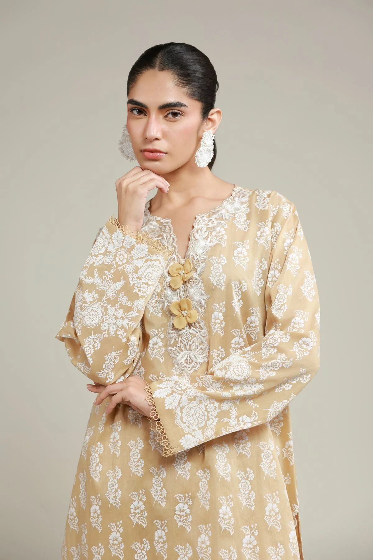 Khaadi A112-26-113EJ2 Lawn Collection 2026 - Image 2