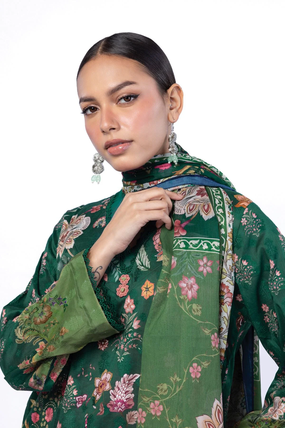 Khaadi A22-26-101FH-VG_MULTI Fabrics First Bloom 2026 - Image 2