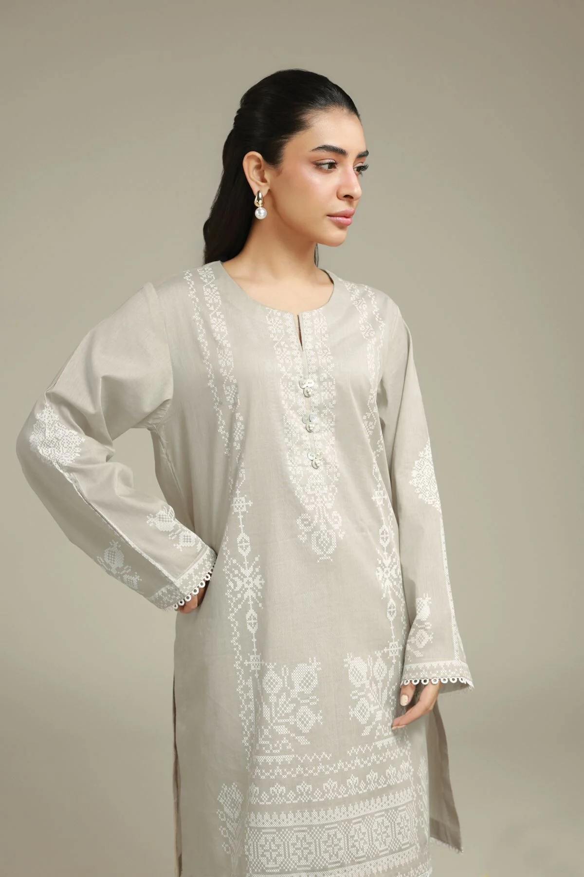 Khaadi A22-26-114FE1 Lawn Collection 2026 - Image 2