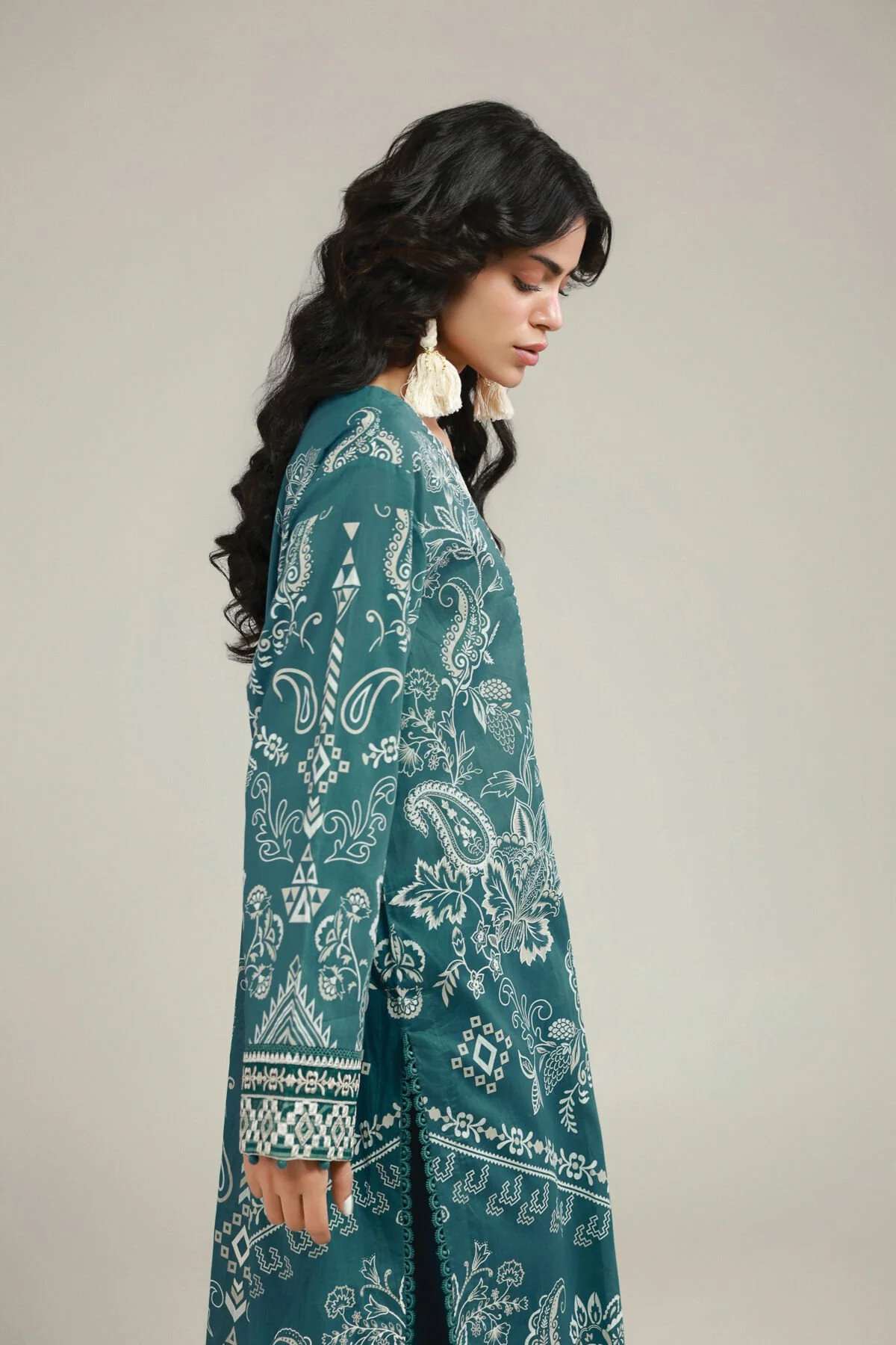 Khaadi A22-26-118FA1 Lawn Collection 2026 - Image 2
