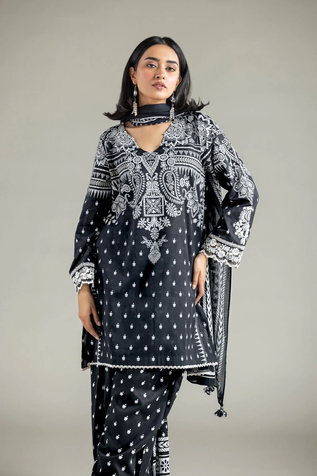 Khaadi A22-26-118FE2 Lawn Collection 2026 - Image 2