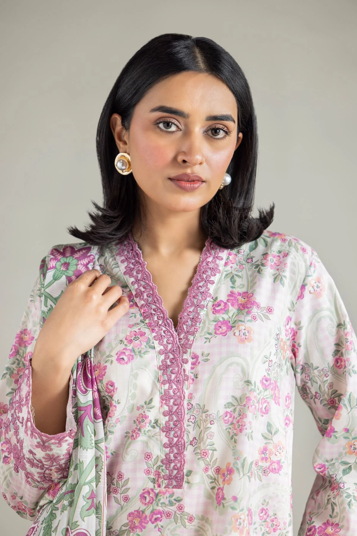 Khaadi A22-26-120FI1 Lawn Collection 2026 - Image 2