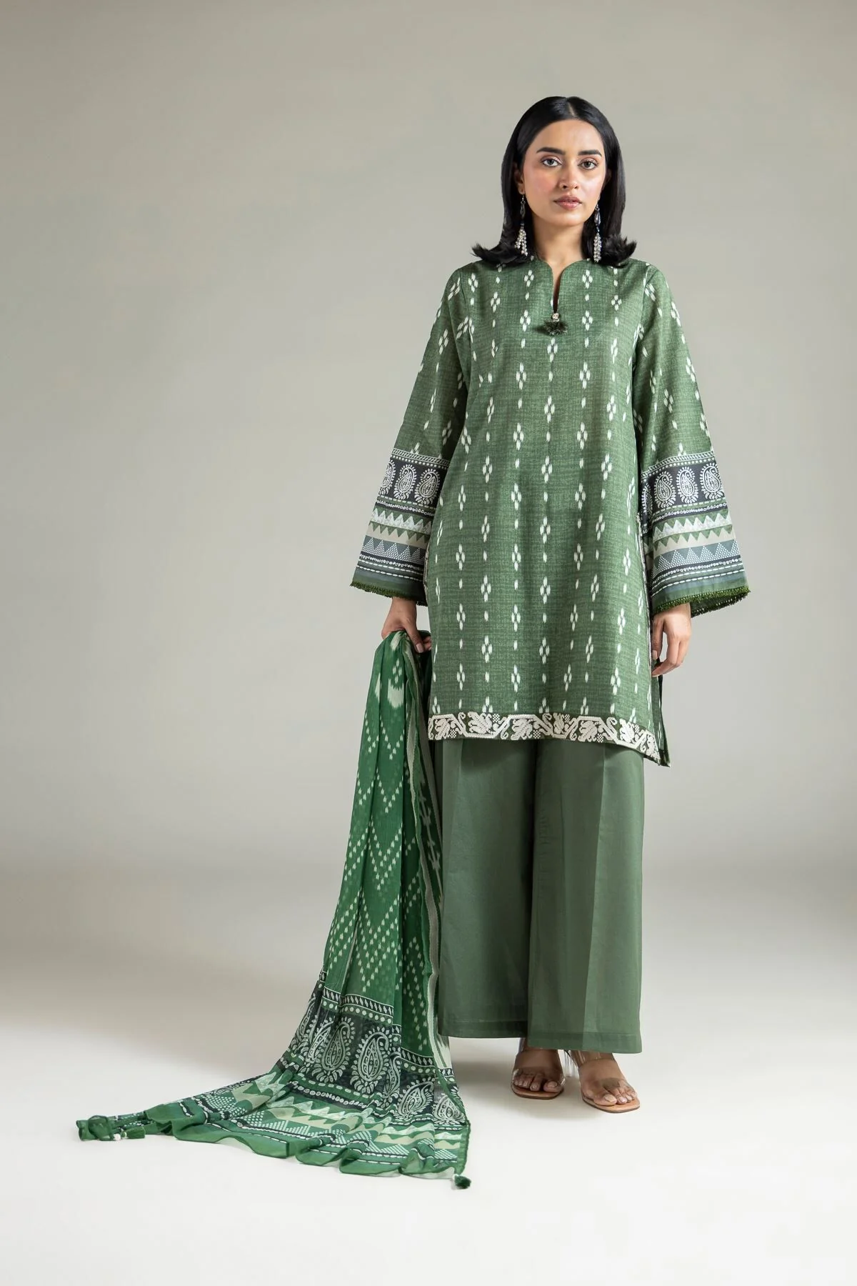 Khaadi A22-26-121FH2 Lawn Collection 2026