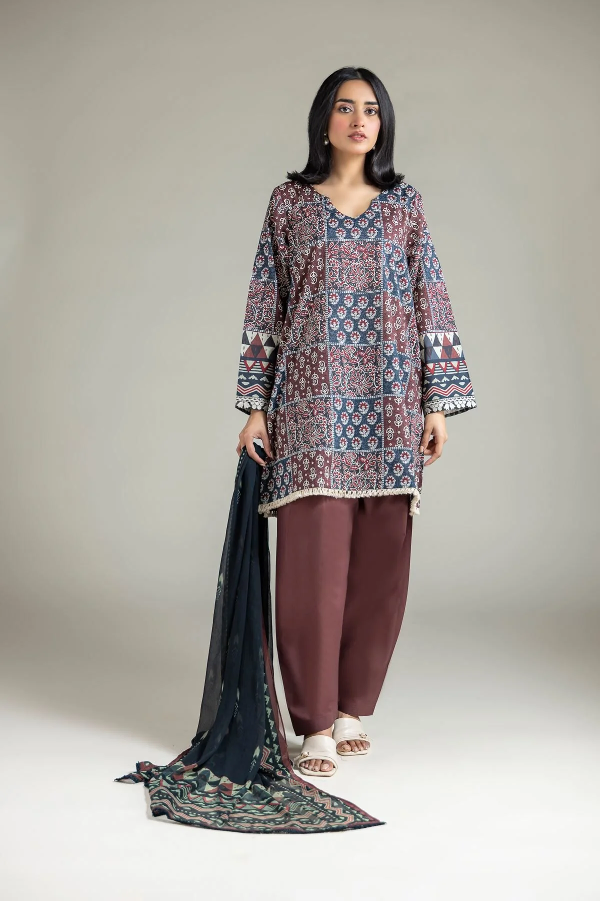 Khaadi A22-26-121FI1 Lawn Collection 2026