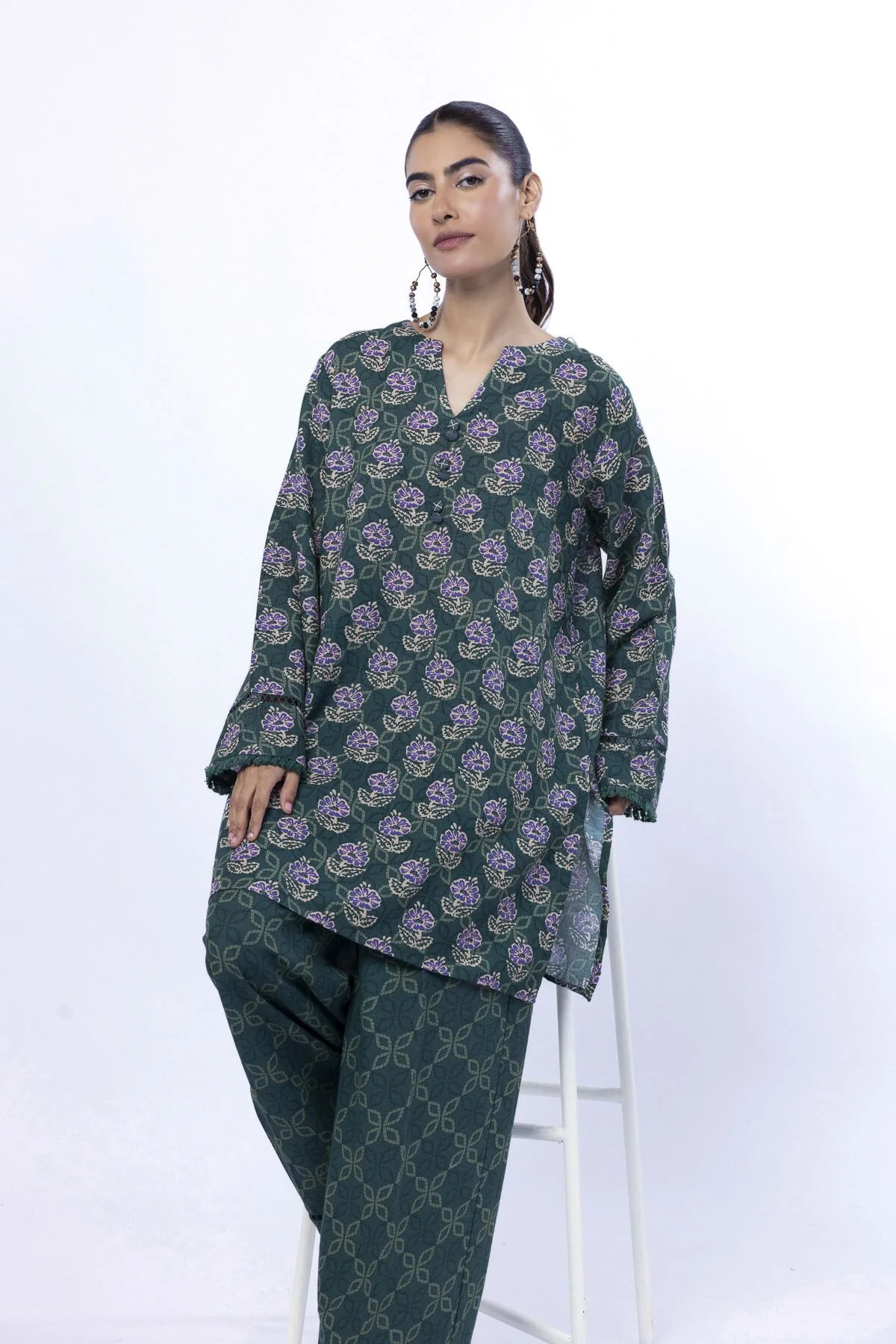 Khaadi KN38YB Fabrics 2 Piece Top and Bottom 2025 - Image 2