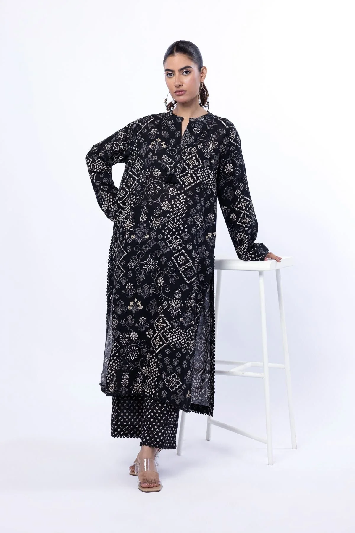 Khaadi KN39YA Fabrics 2 Piece Top and Bottom 2025 - Image 2