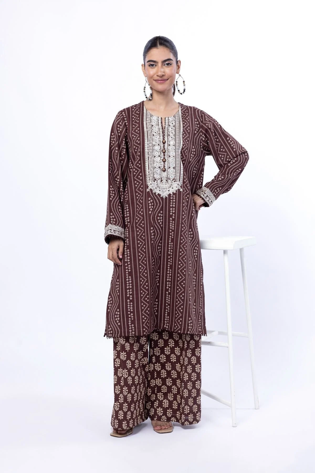 Khaadi KN44YB Fabrics 2 Piece Top and Bottom 2025 - Image 2