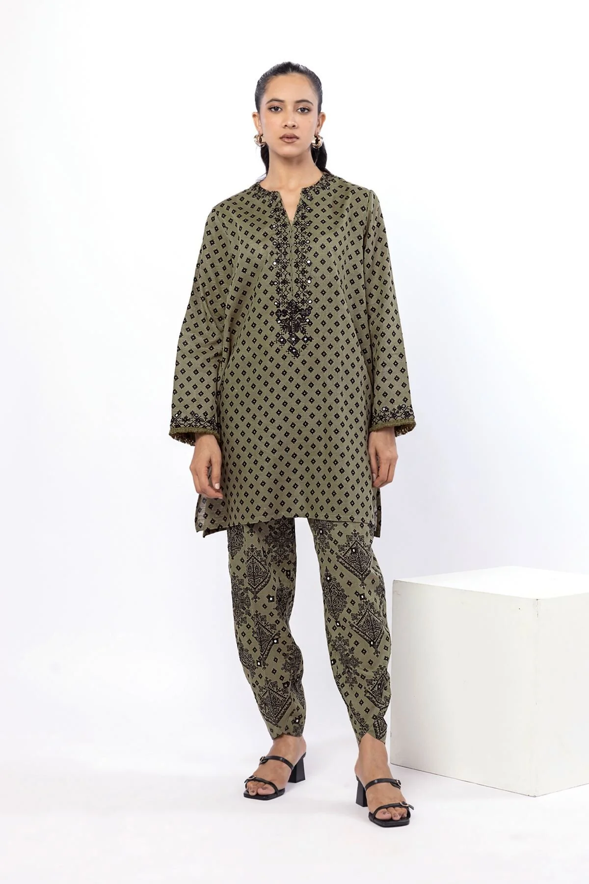 Khaadi KW53B Fabrics 2 Piece Top and Bottom 2025