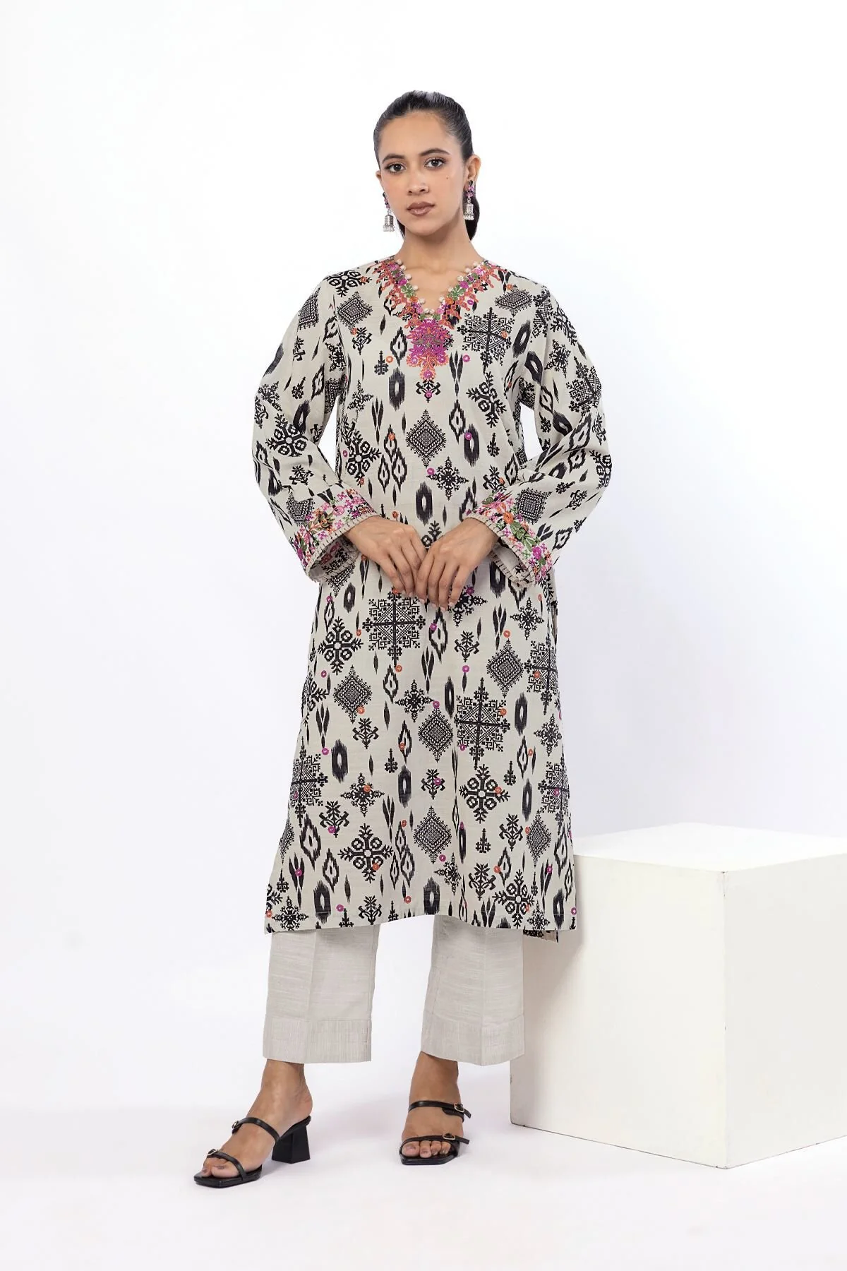 Khaadi KW58A Fabrics 2 Piece Top and Bottom 2025