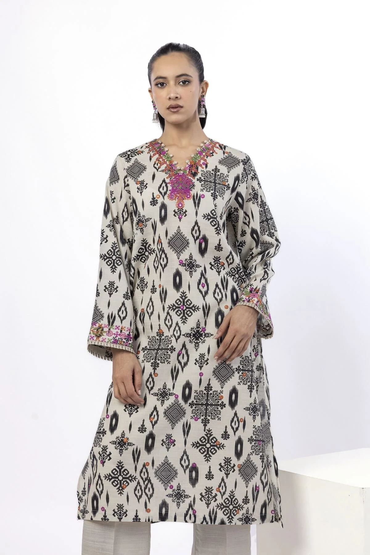 Khaadi KW58A Fabrics 2 Piece Top and Bottom 2025 - Image 2