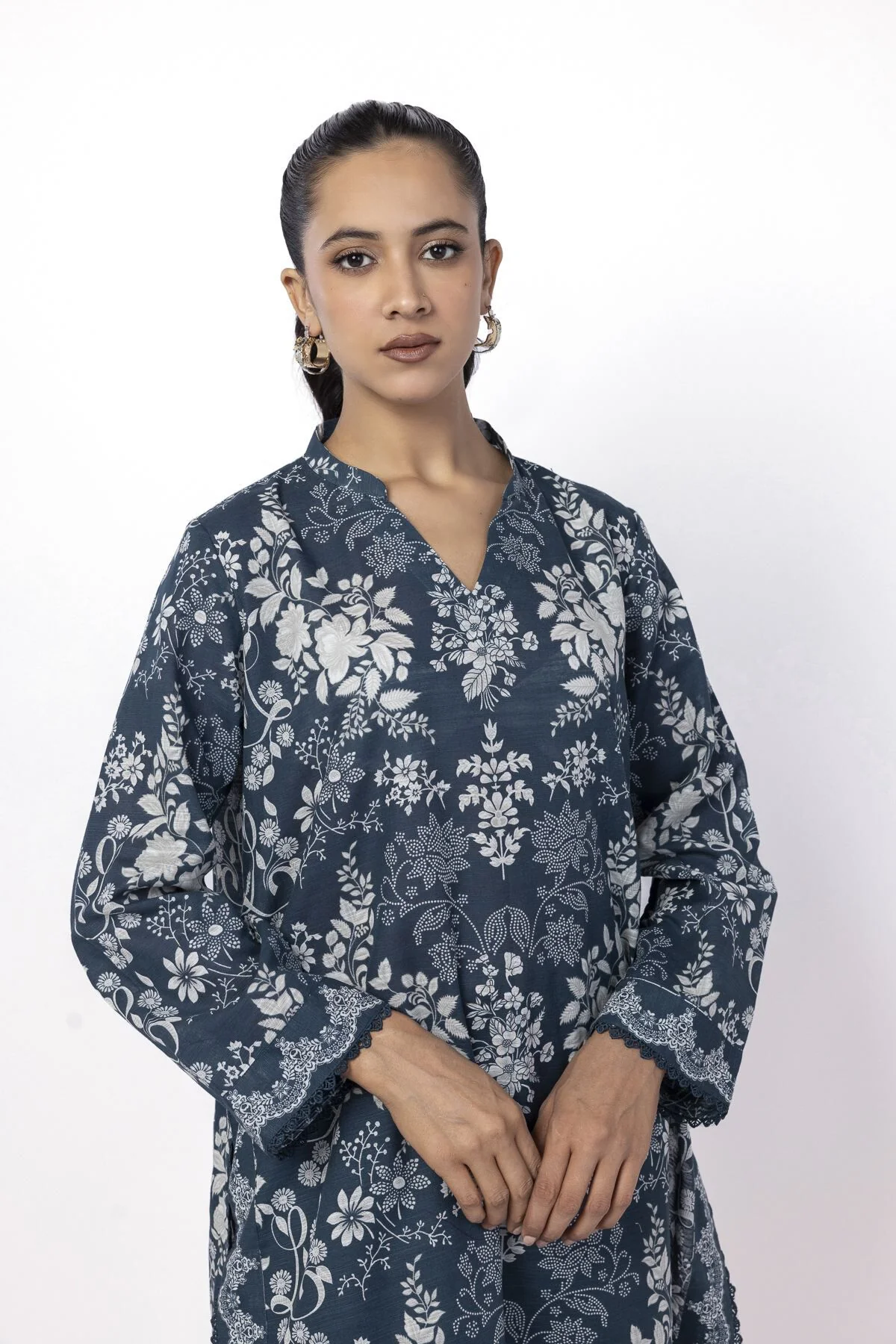 Khaadi LKN47YA Fabrics 2 Piece Top and Bottom 2025 - Image 2