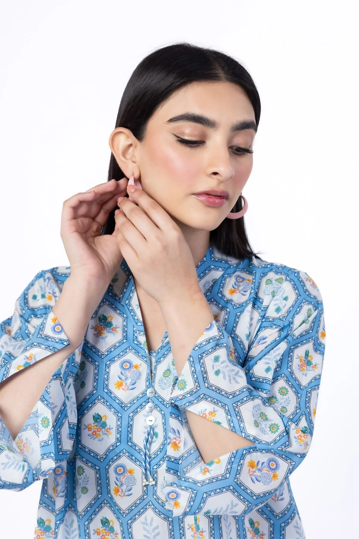 Khaadi SSY1113B Fabrics 2 Piece Top and Bottom 2025 - Image 2