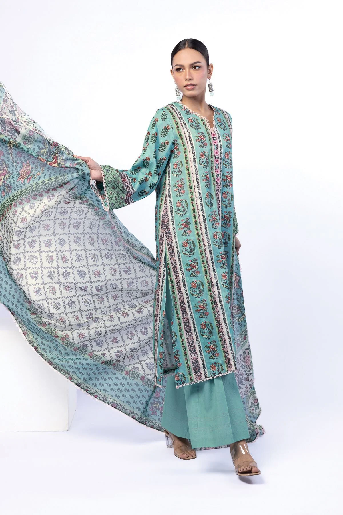 Khaadi T-A22-26-101FF-VG_MULTI Fabrics First Bloom 2026 - Image 2