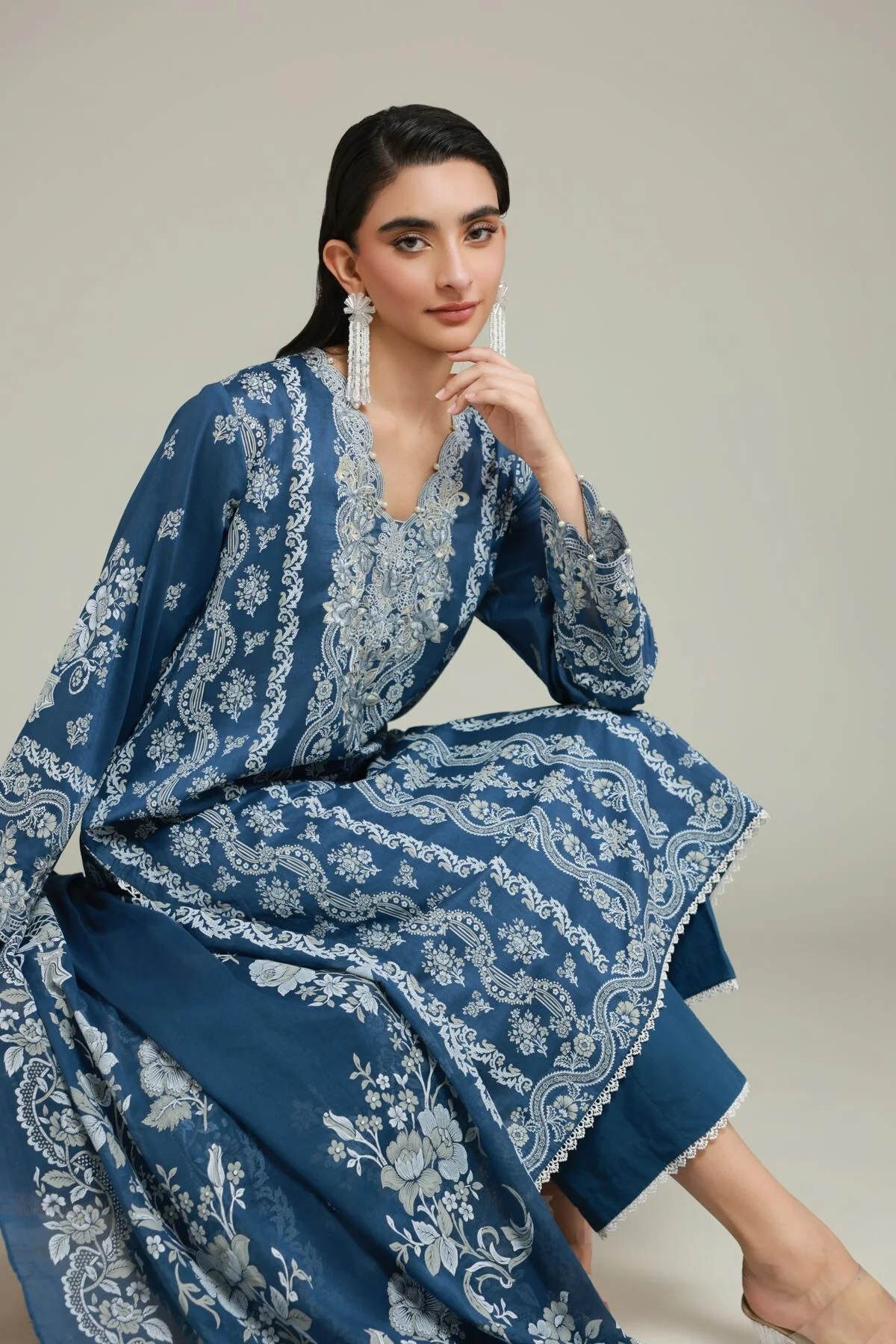 Khaadi T-A22-26-113FD2 3 Piece Spring Summer Collection 2026 - Image 2