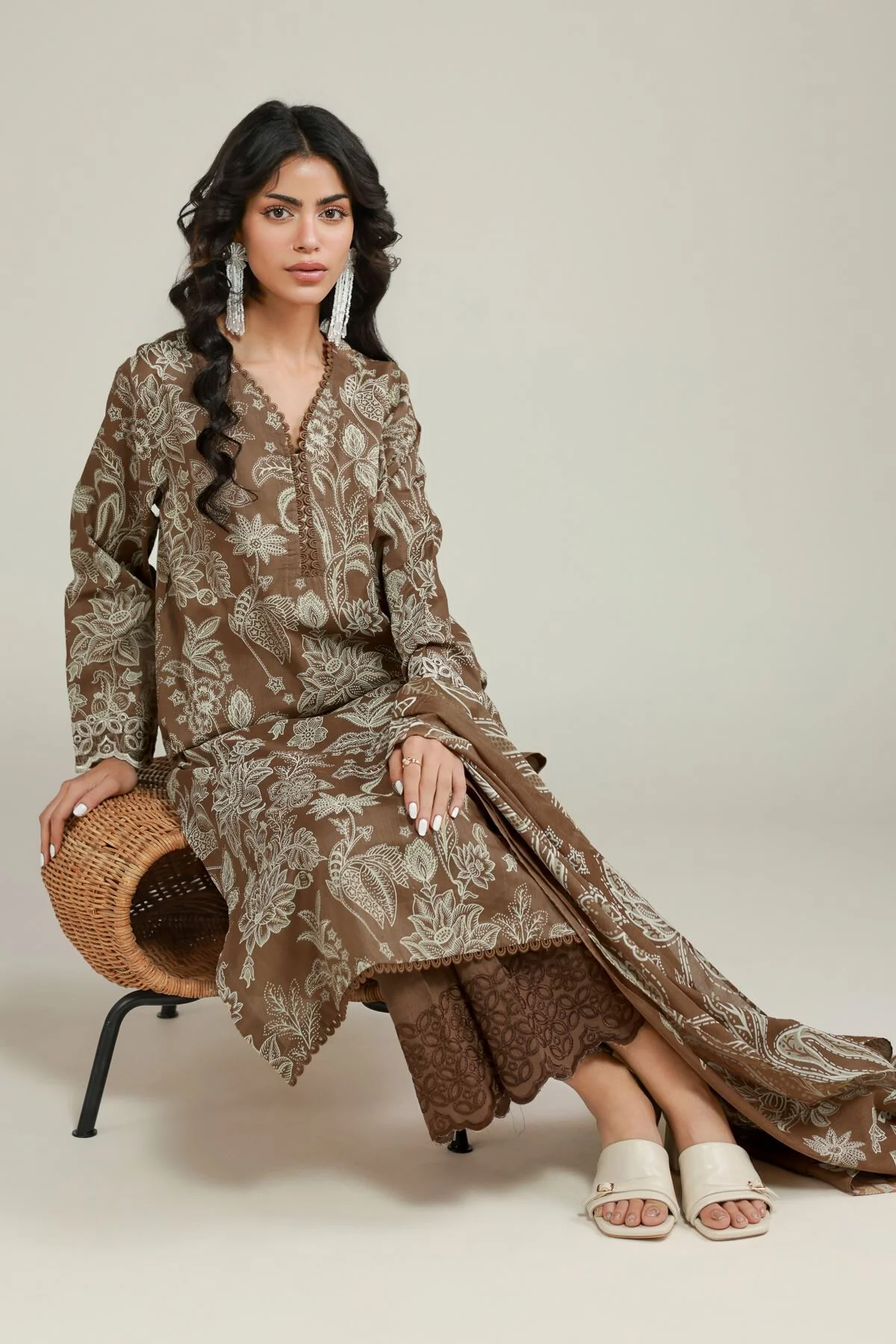 Khaadi T-A22-26-116FC2 3 Piece Spring Summer Collection 2026 - Image 2
