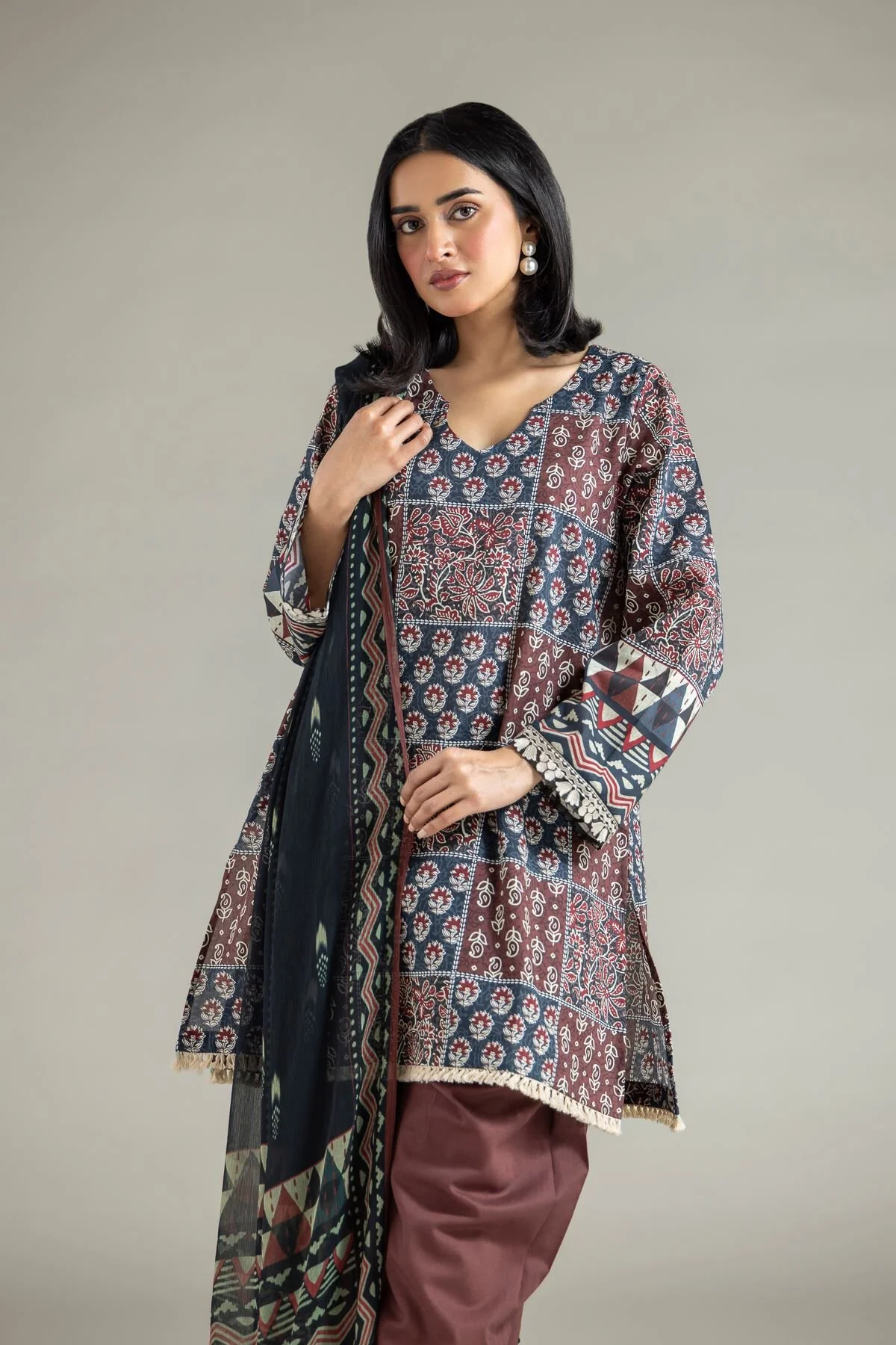 Khaadi T-A22-26-121FI1 3 Piece Spring Summer Collection 2026 - Image 2