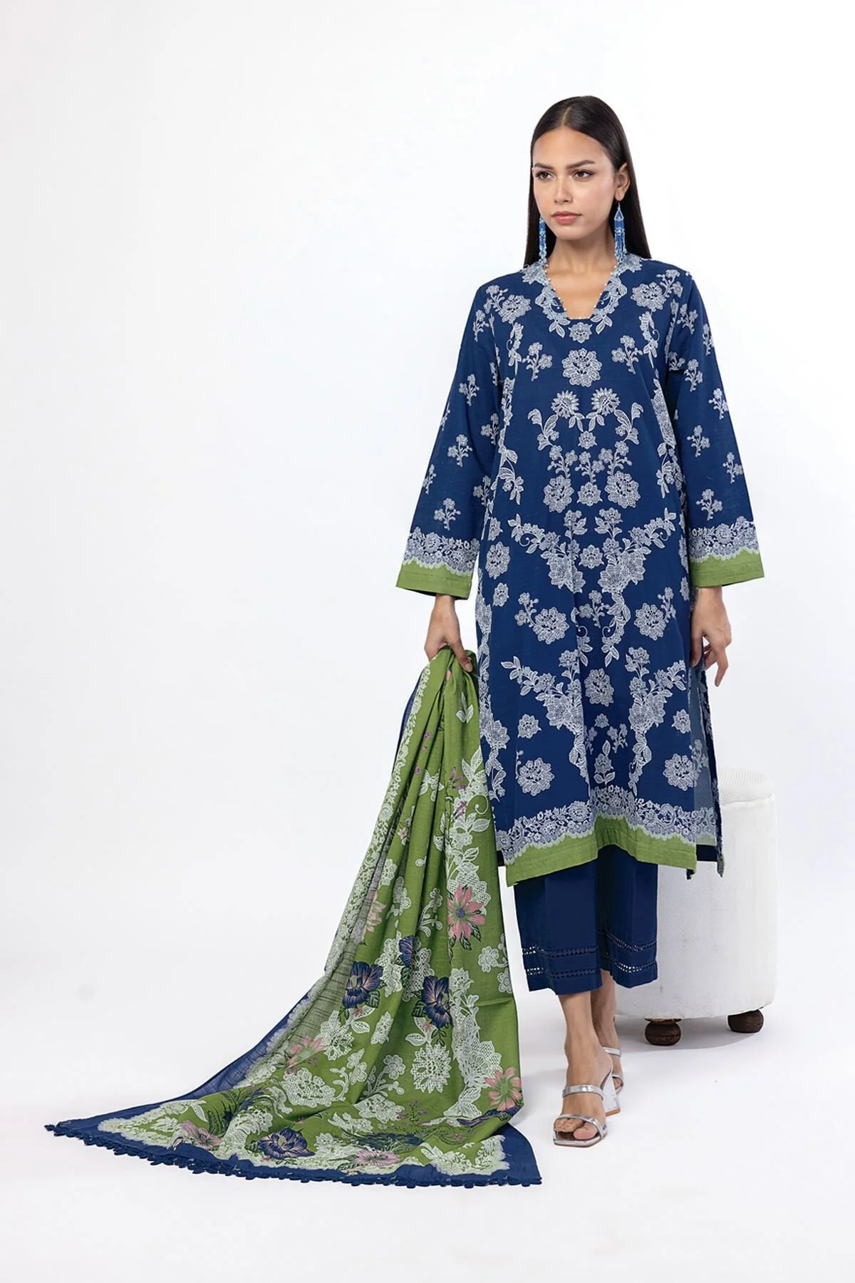 Khaadi Winter KN28B Winter Collection 2025