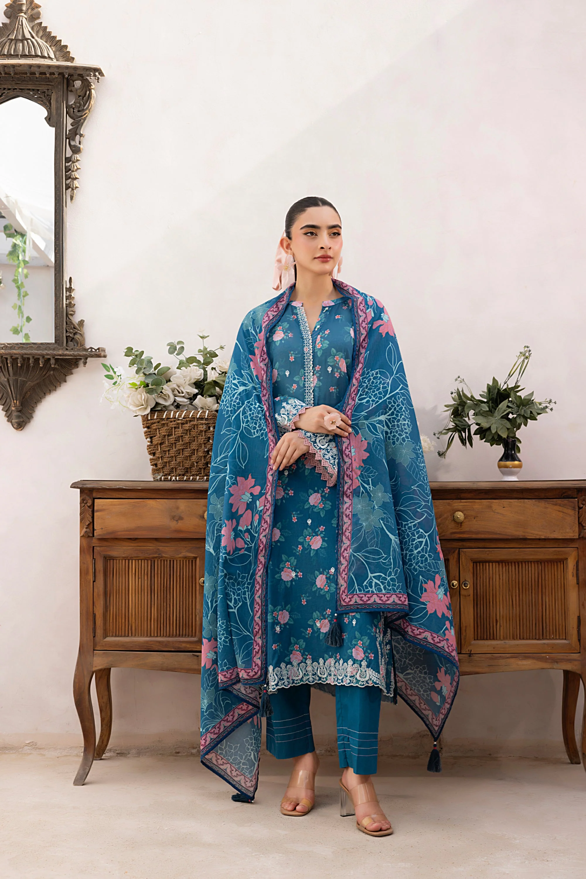 Lakhany LG-AR-0160 Embroidered Essentials With Printed Dupatta 2025