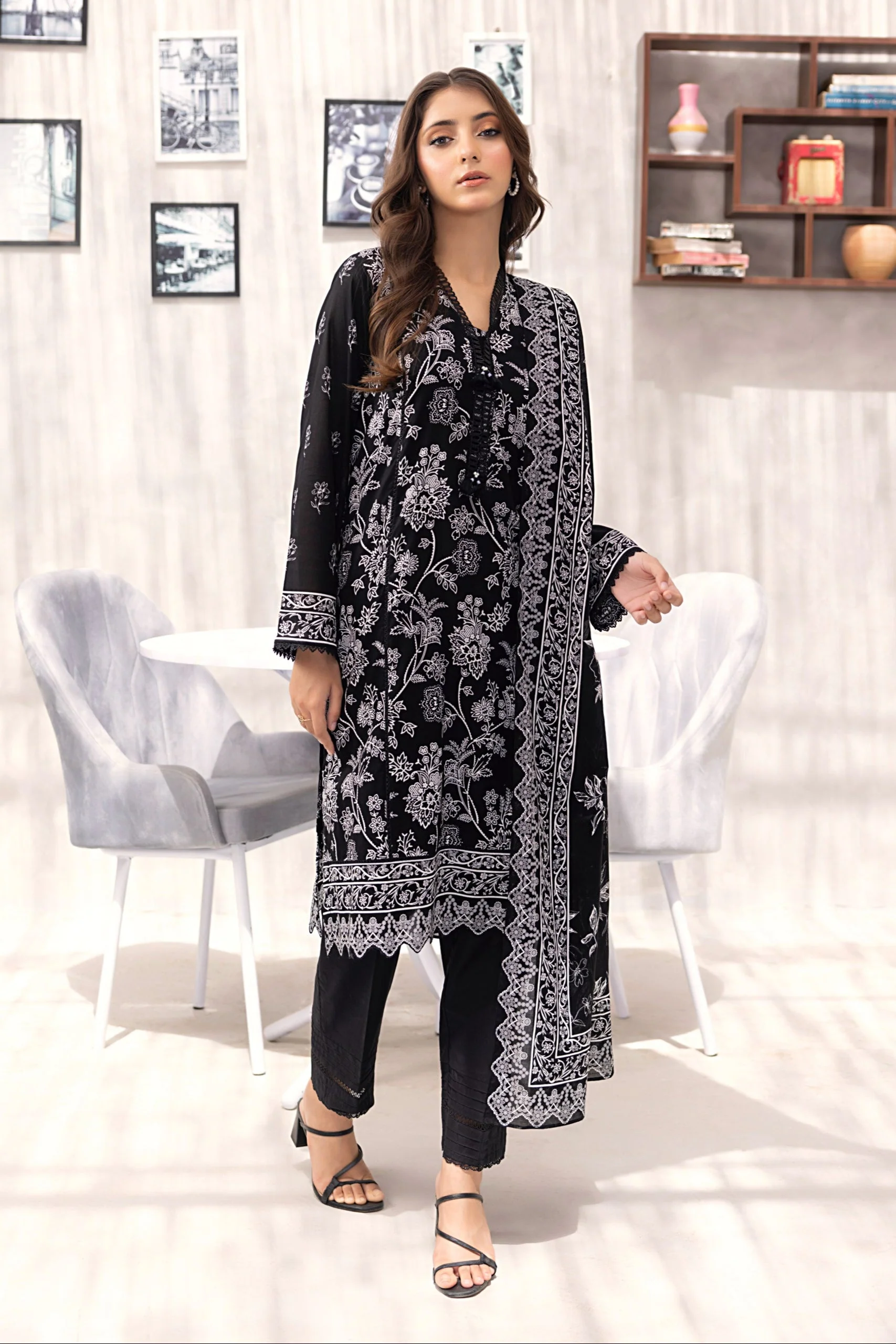 Lakhany LG-AR-0203 Monochrome Printed Lawn 2025