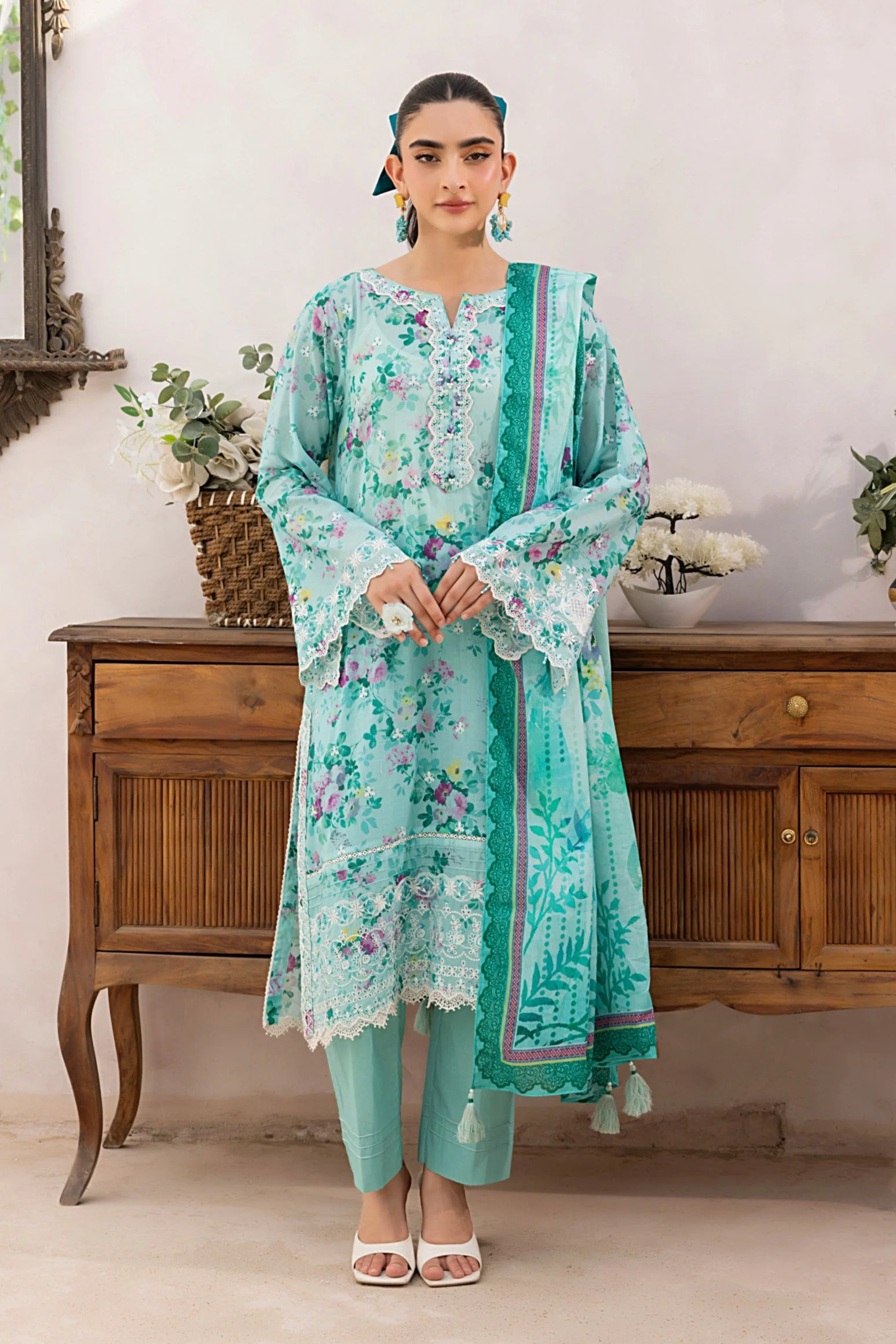 Lakhany LG-RL-0203 Embroidered Essentials With Printed Dupatta 2025
