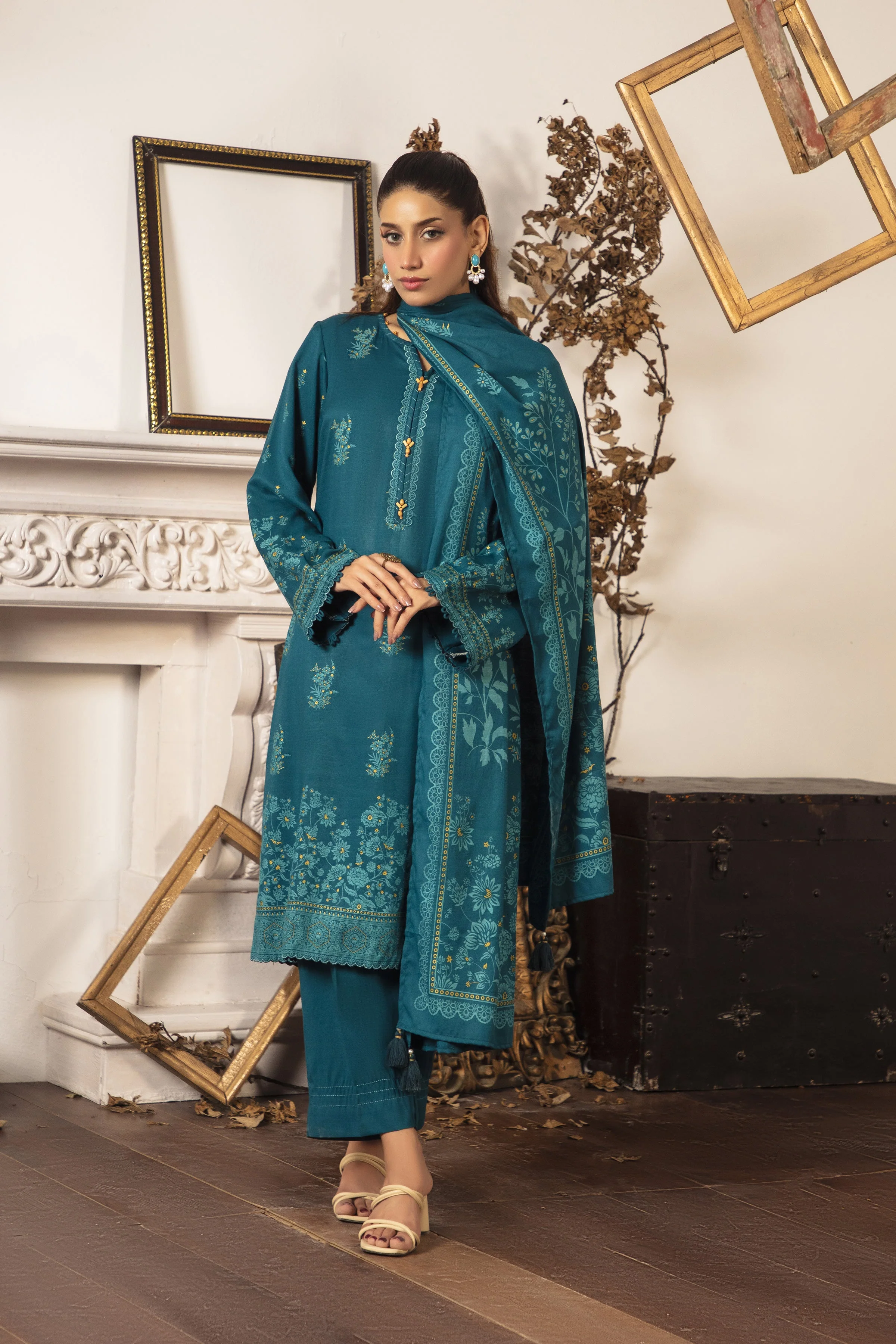 Lakhany LG-RL-0265-C Textured Pearl Printed Winter 2025 - Image 2