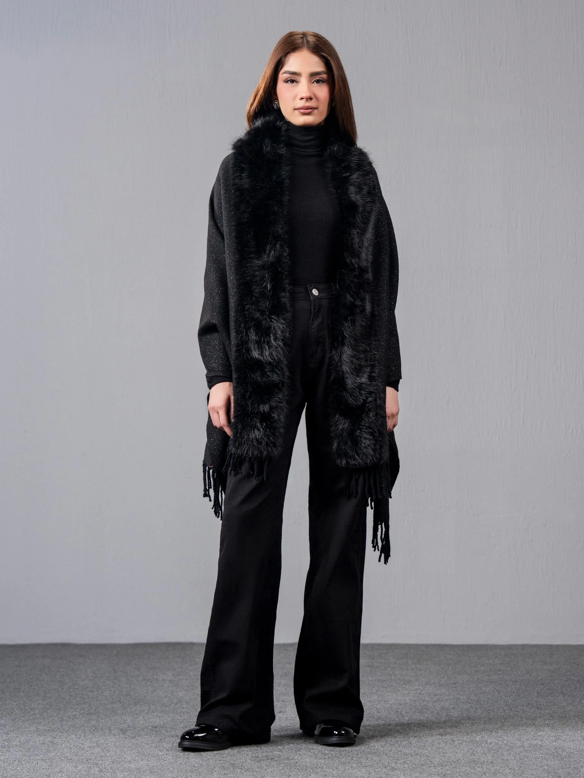 Limelight I9888CP-FRE-034-WoolenFurCap Cape  2025