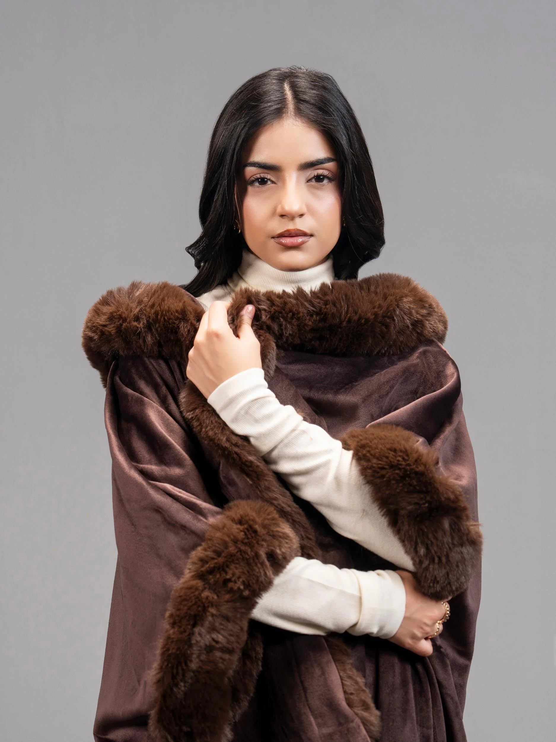 Limelight I9894CS-FRE-091-FurCape Cape  2025 - Image 2