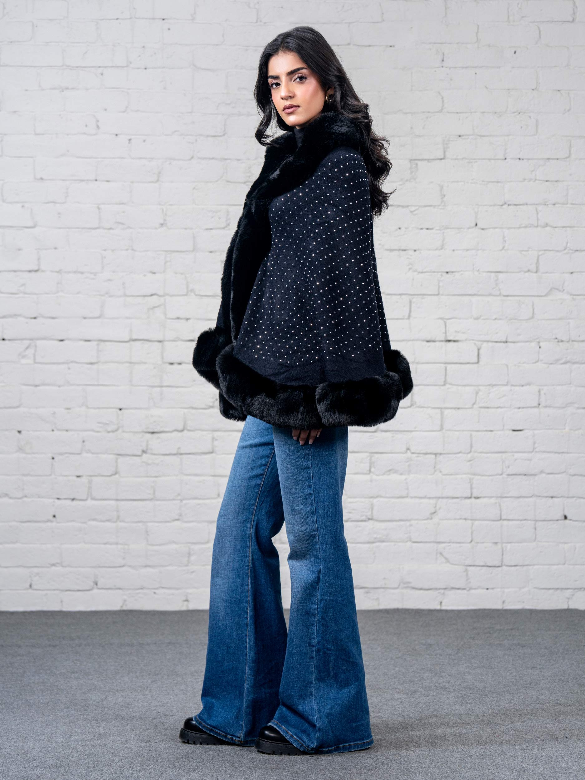 Limelight I9900CP-FRE-633-EmbellishedFurCape Cape  2025 - Image 2