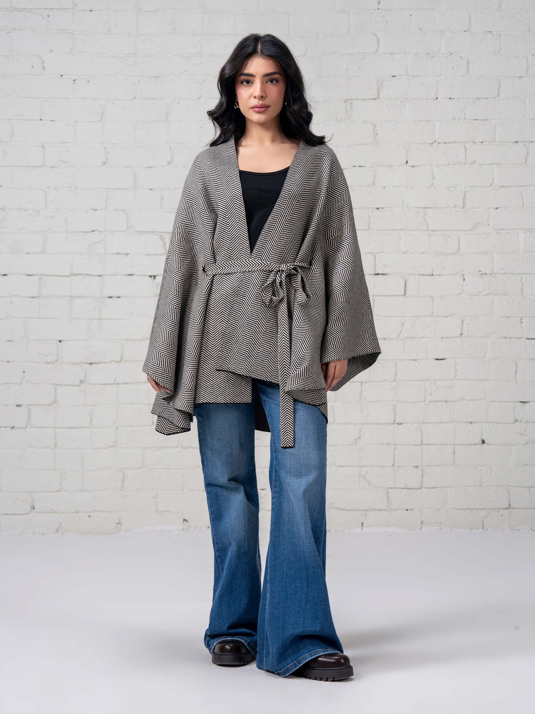Limelight I9985CR-FRE-034-KnitBeltedCap Cape  2025 - Image 2