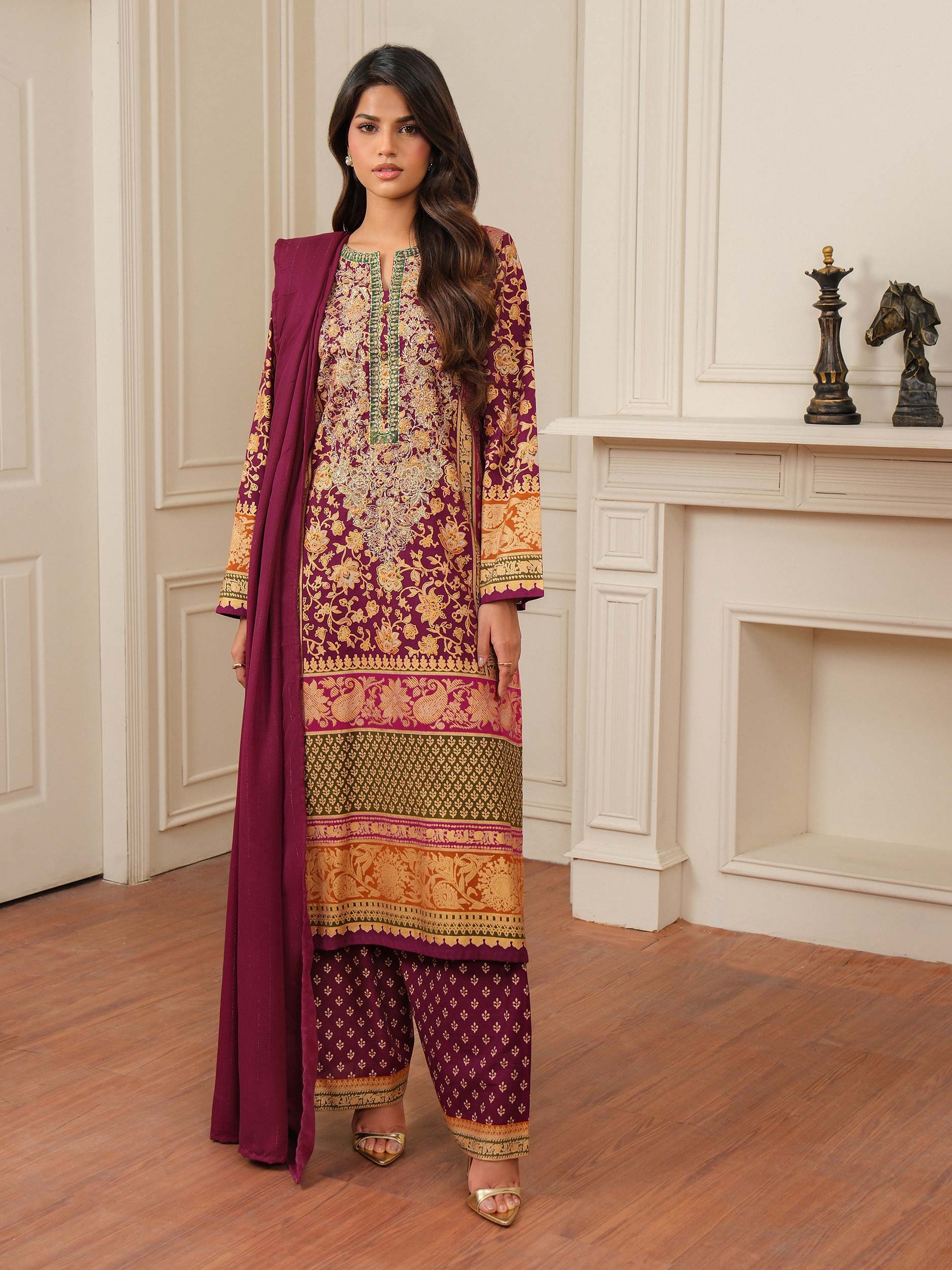 Limelight U3765SU-3PC-597 Winter Embroiderd Collection 2025
