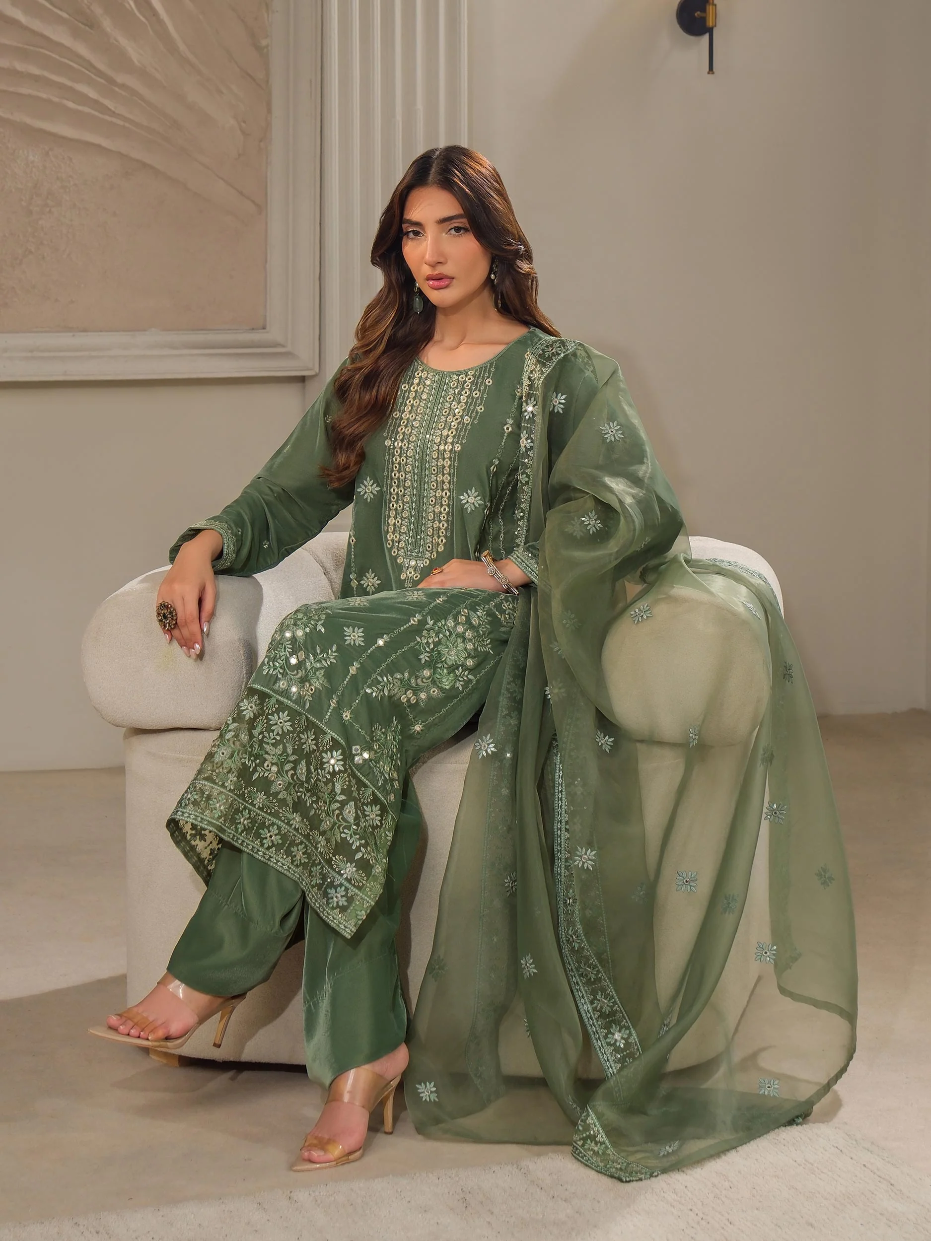 Limelight U3827SU-3PC-283 Winter Embroiderd Collection 2025 - Image 2