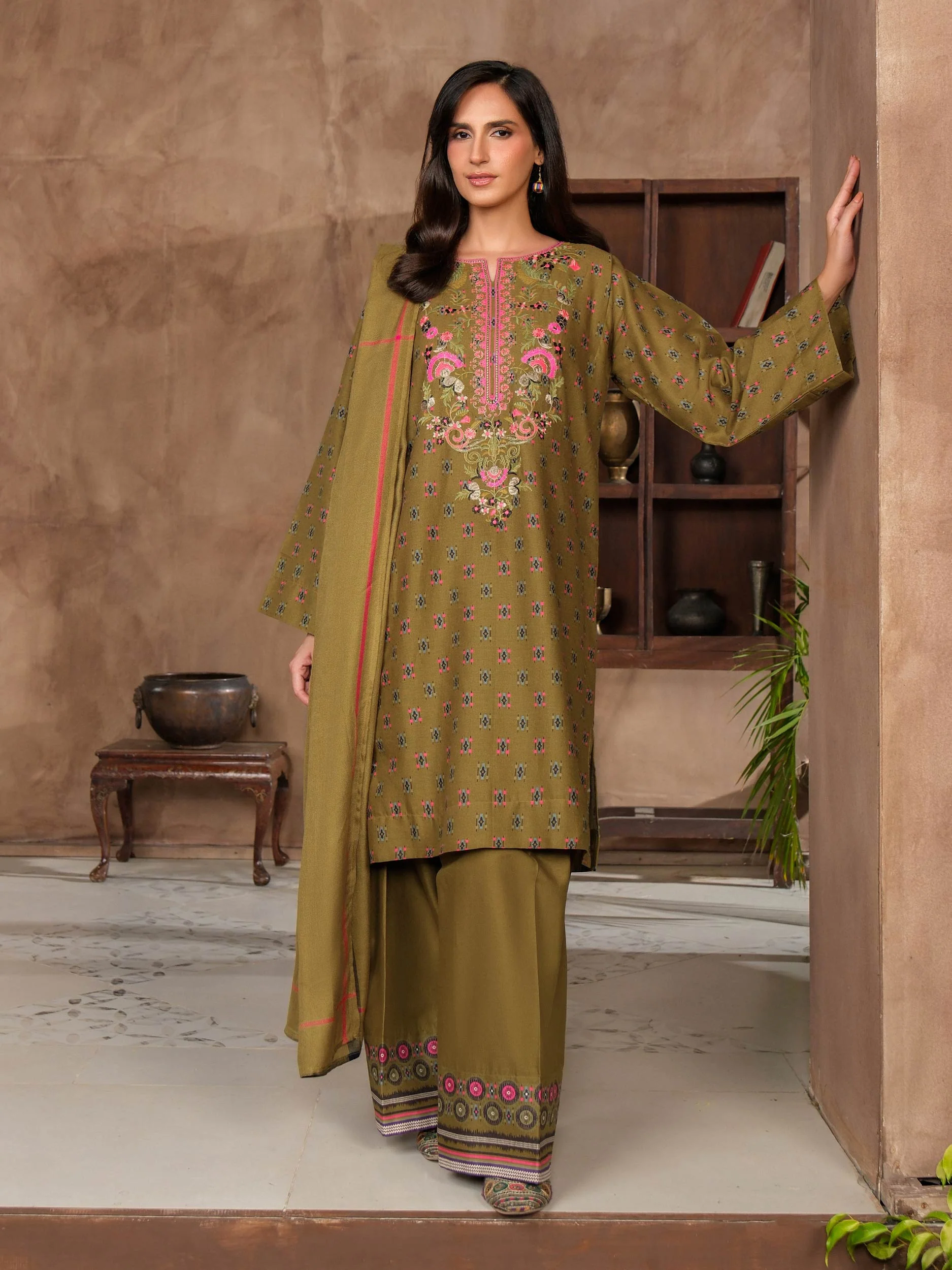 Limelight U3996SU-3PC-360 Winter Embroiderd Collection 2025