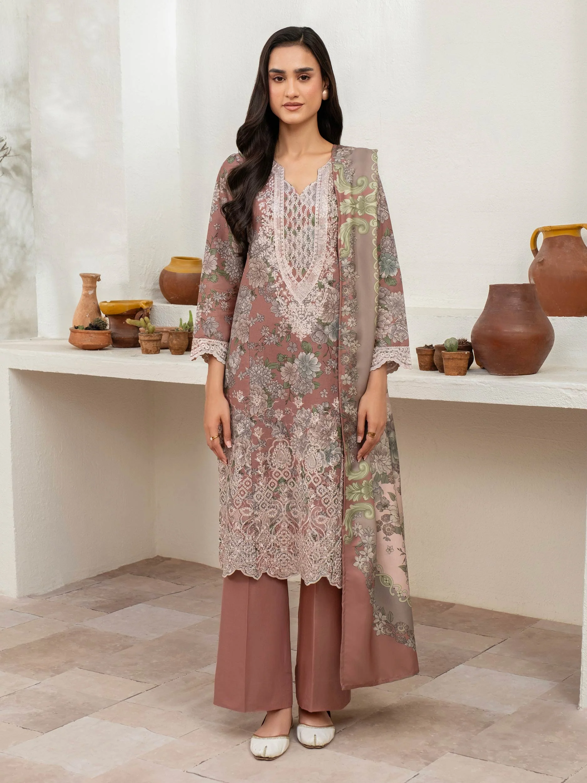 Limelight U4063SU-3PC-489 Winter Embroiderd Collection 2025