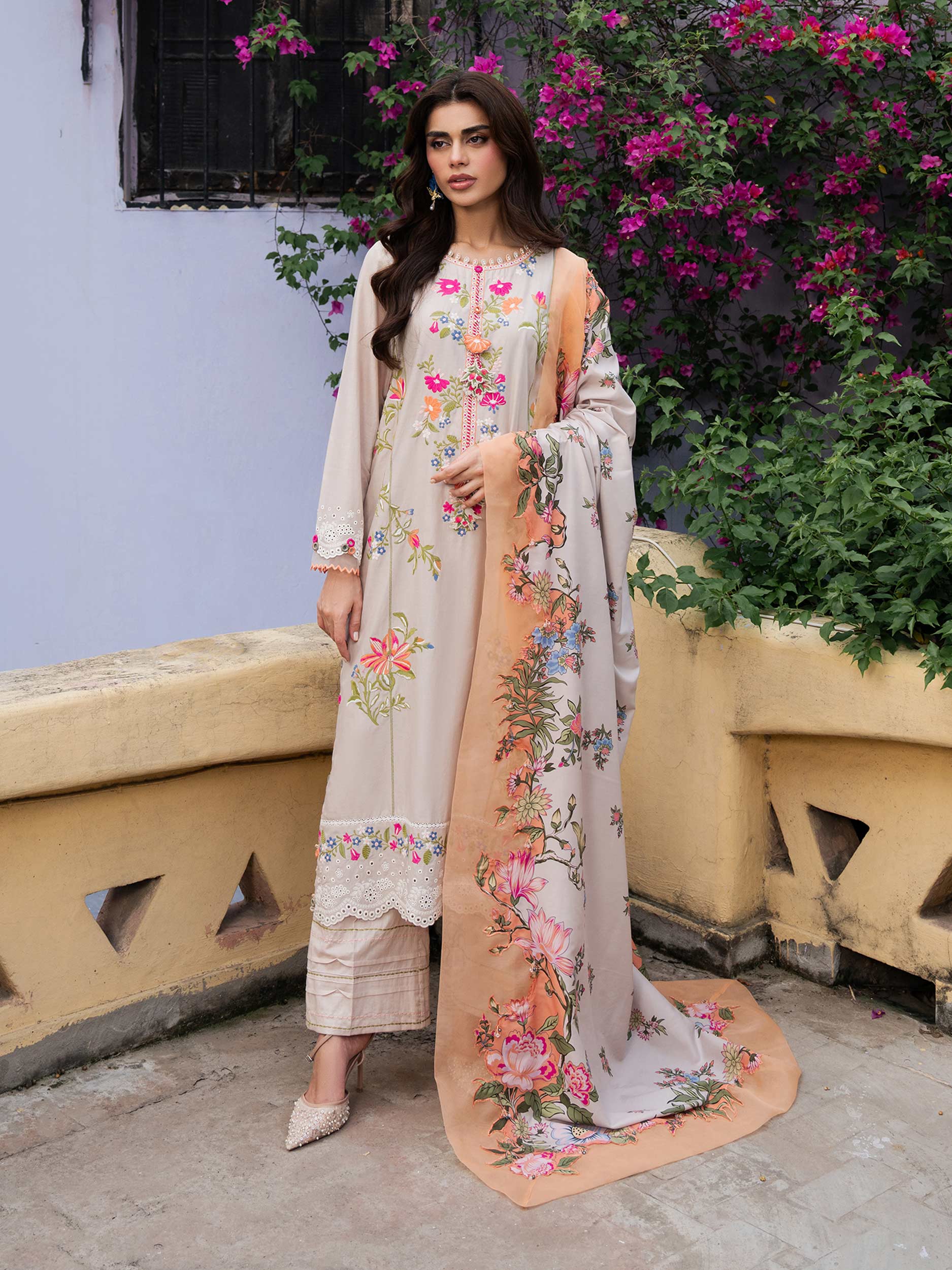 Limelight U4093SU-3PC-014 Winter Embroiderd Collection 2025