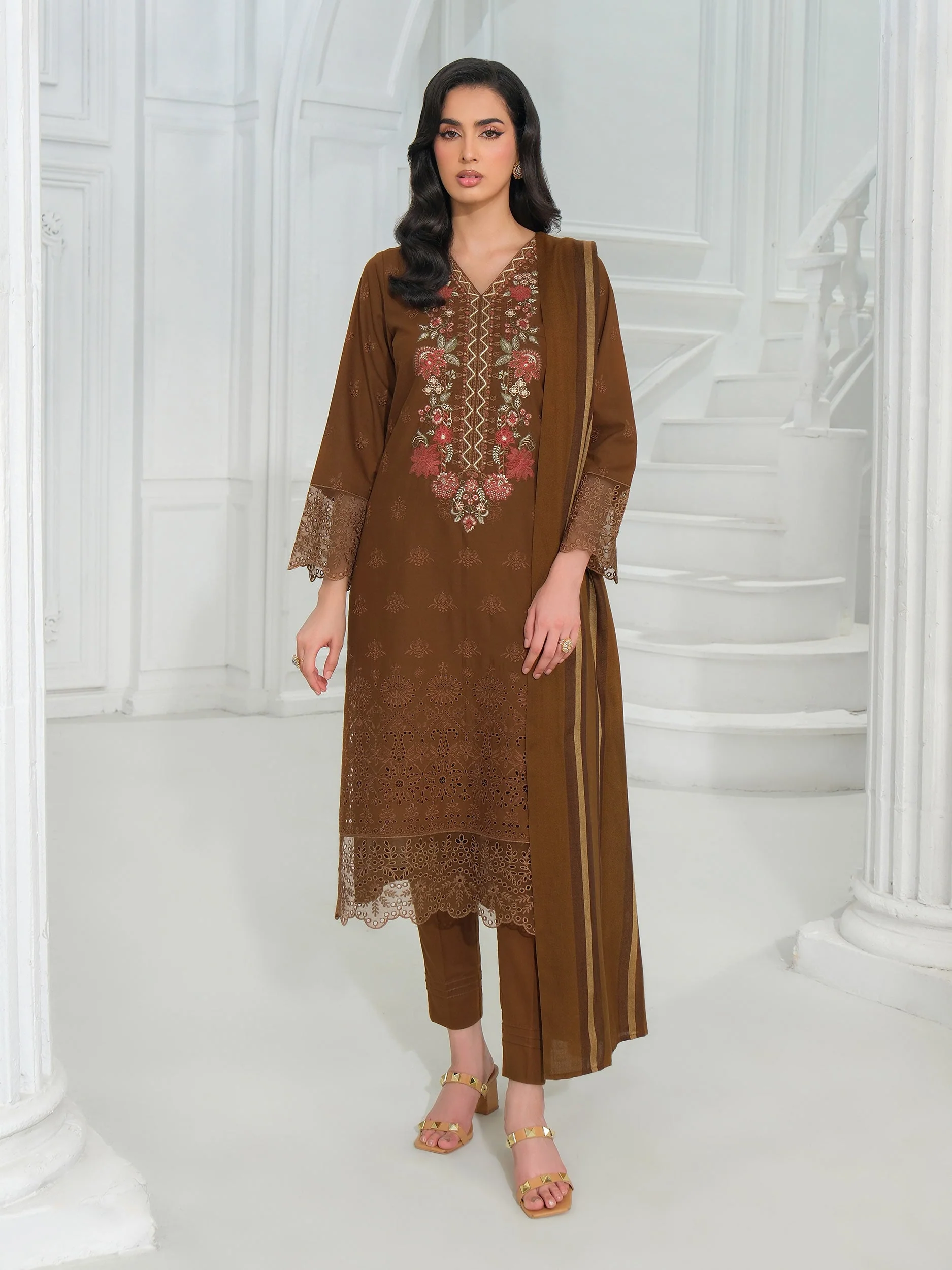 Limelight U4468SU-3PC-091 Winter Embroiderd Collection 2025
