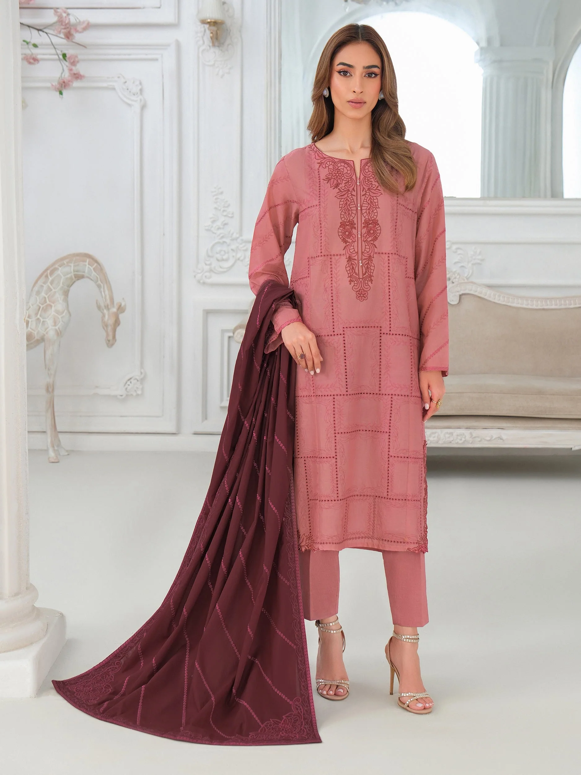 Limelight U4480SU-3PC-489 Winter Embroiderd Collection 2025