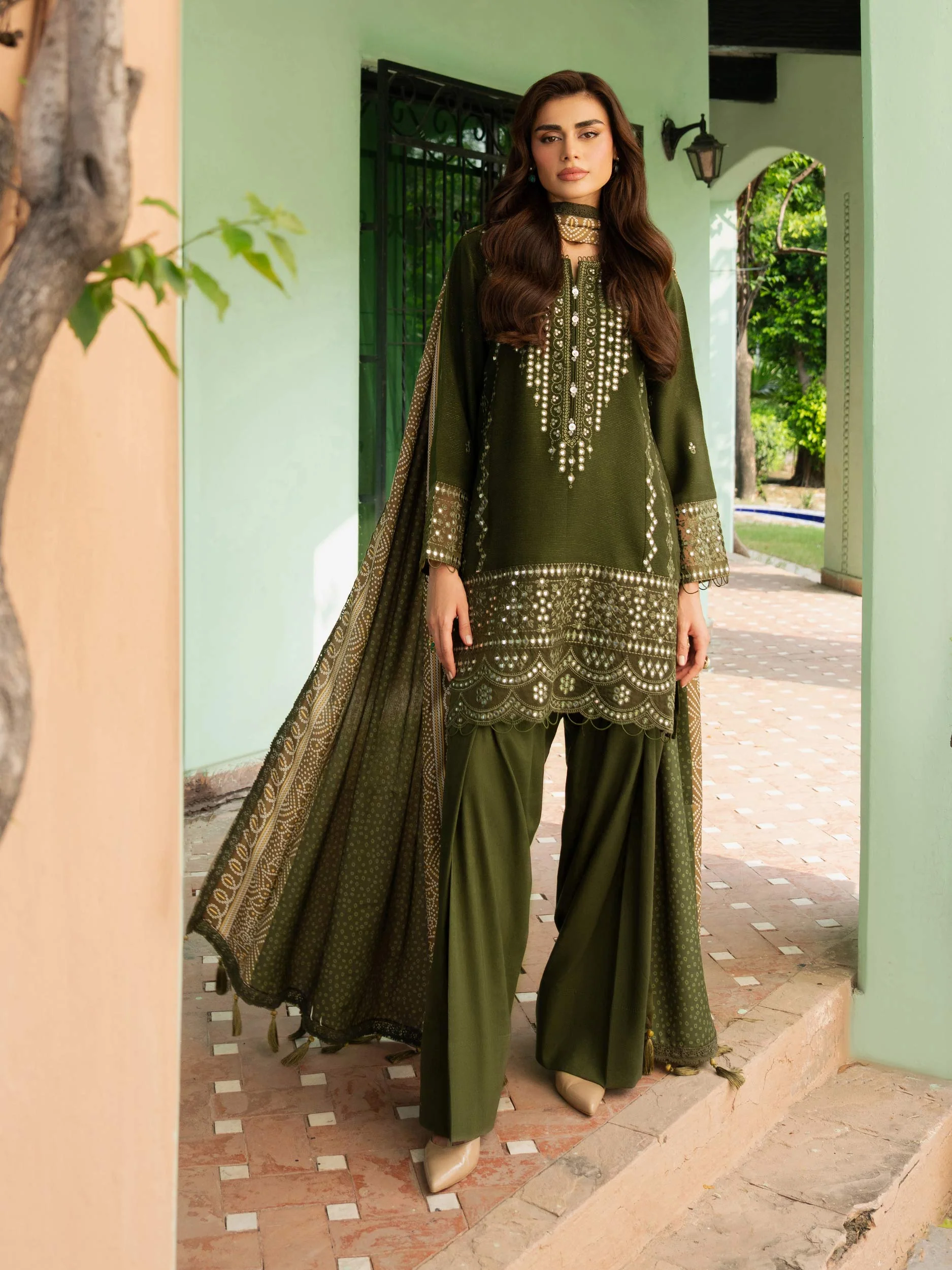 Limelight U4494SU-3PC-227 Winter Embroiderd Collection 2025