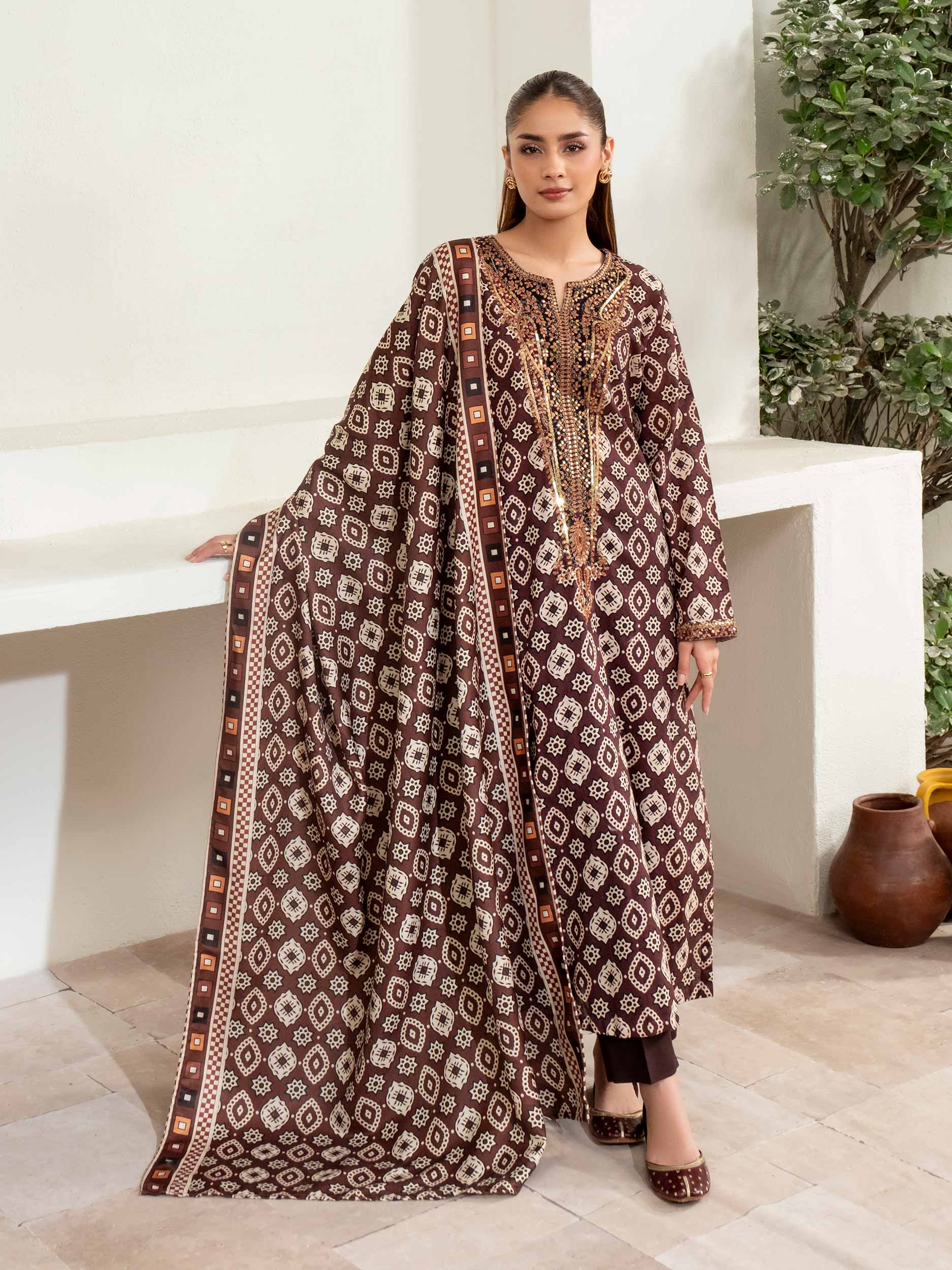 Limelight U4622SU-3PC-091 Winter Embroiderd Collection 2025 - Image 2