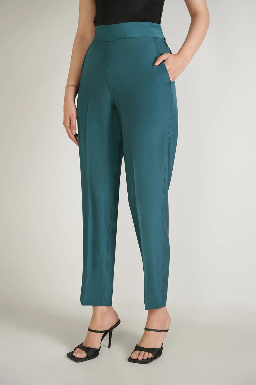 Lulusar Aaril Pants Best Seller 2026