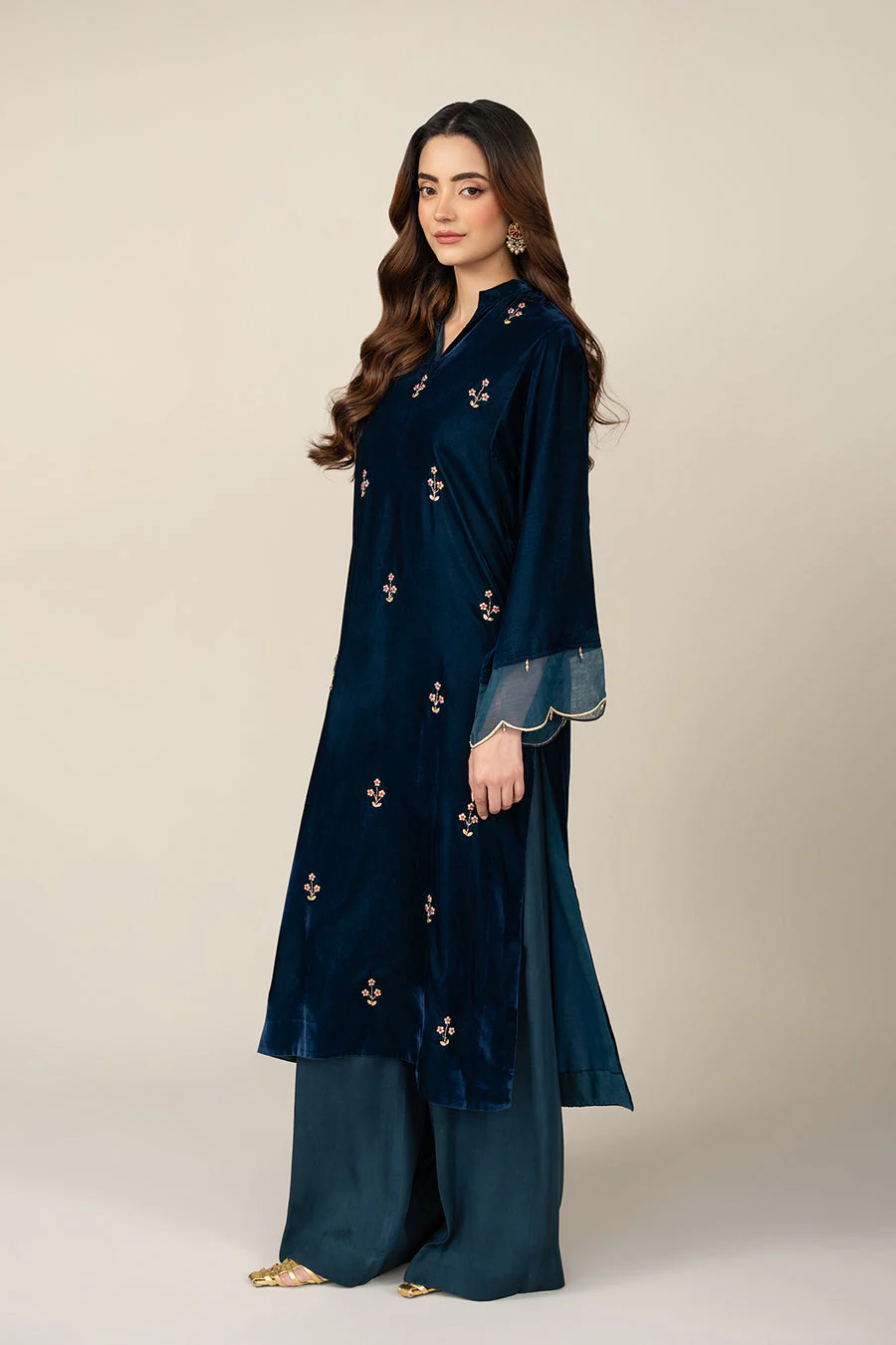 Lulusar Barhai Long The Festive Form 2025 - Image 2