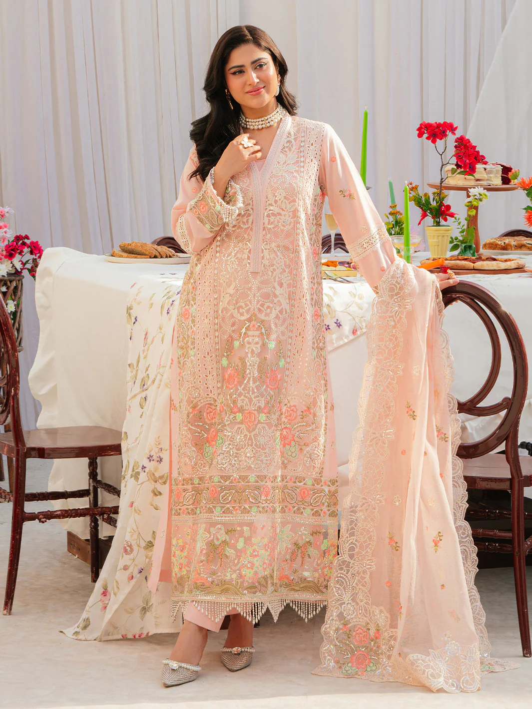 Mahnur Azure Allenura Luxury Lawn 2024