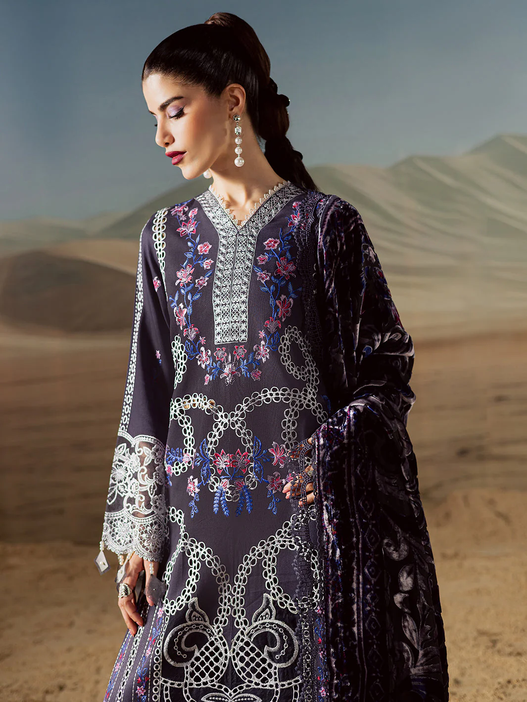 Mahnur  CK-005 | 3 PC Kotrai Winter Collection 2025 - Image 2