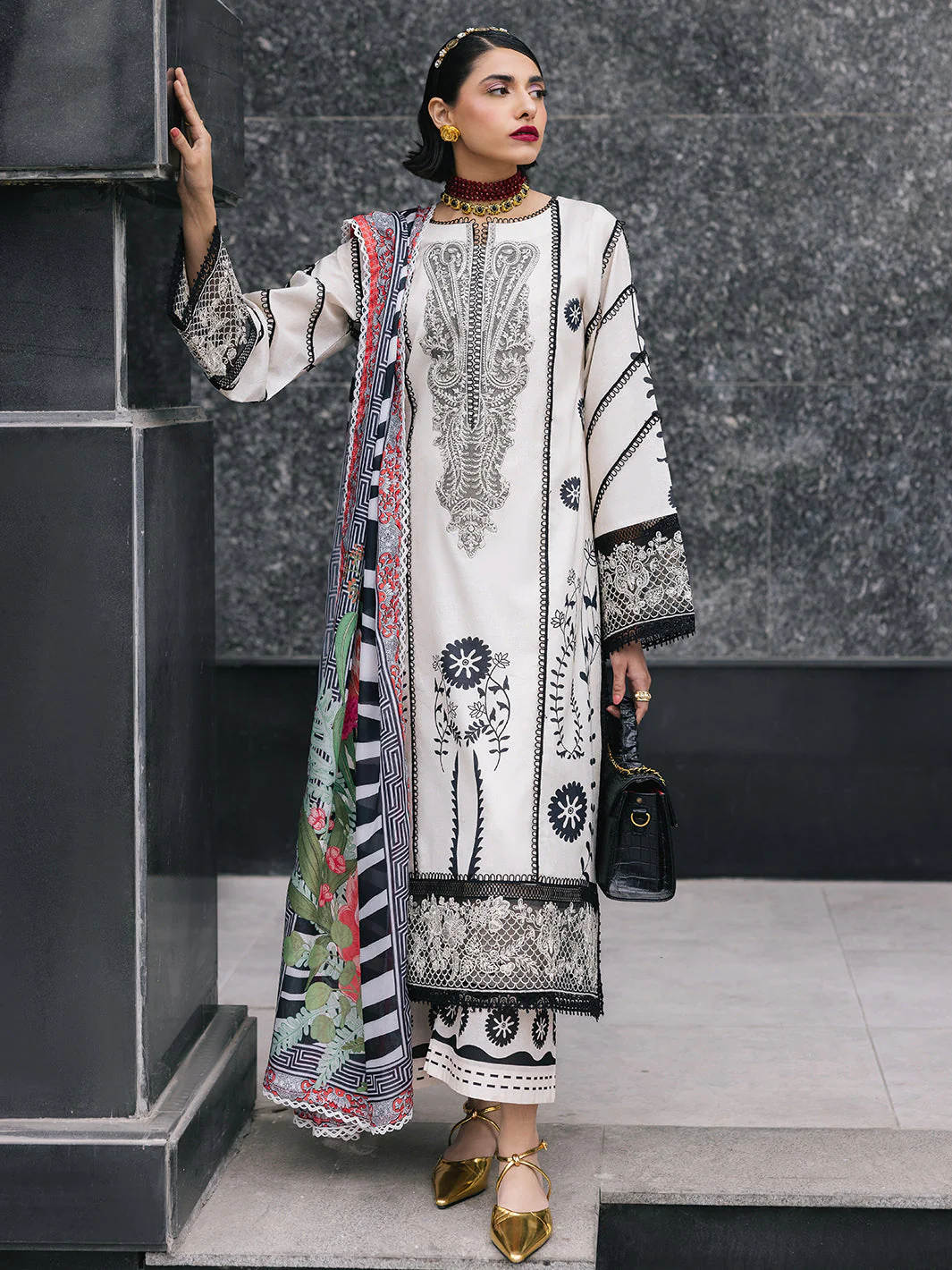 Mahnur Freesia Broadway Luxury Lawn 2025
