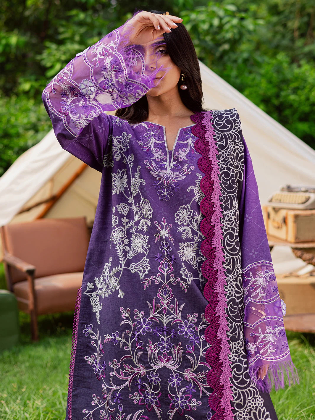 Mahnur GR-01 | 3 PC Khaddar Winter Collection 2025 - Image 2