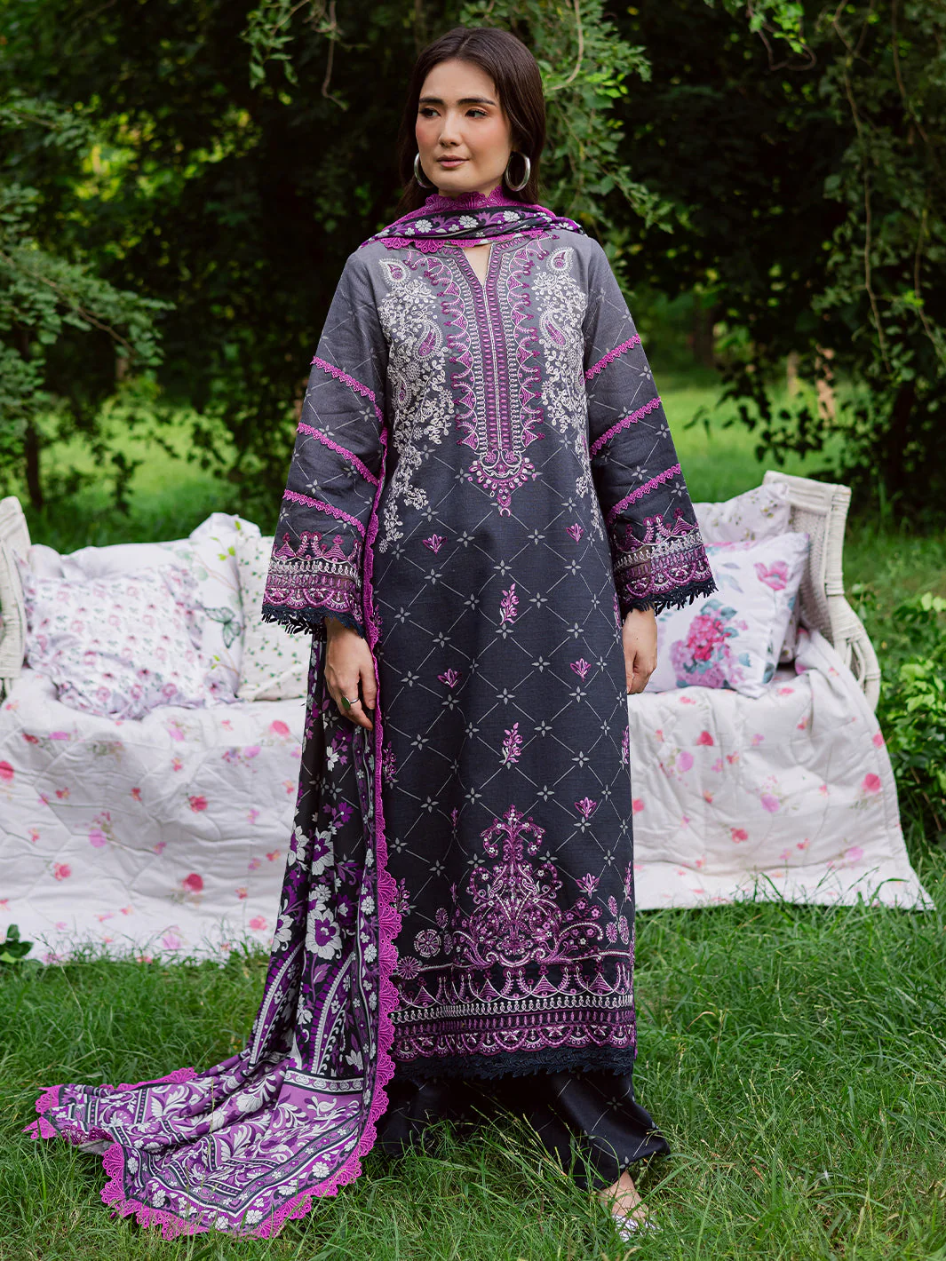 Mahnur GR-02 | 3 PC Khaddar Winter Collection 2025