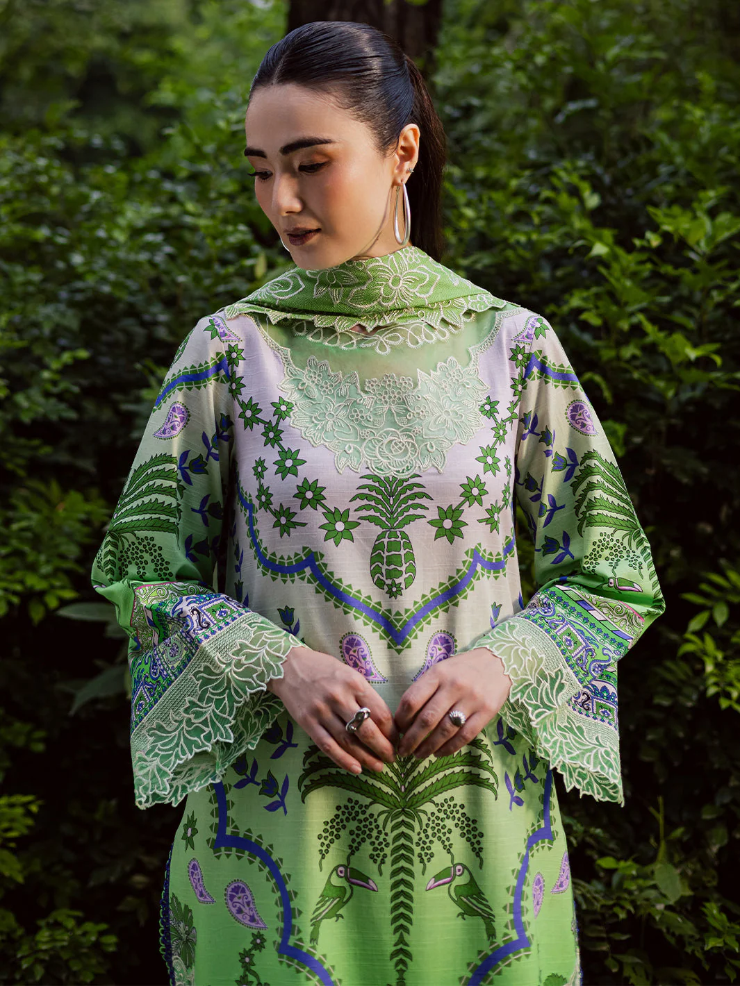 Mahnur GR-07 | 3 PC Khaddar Winter Collection 2025 - Image 2