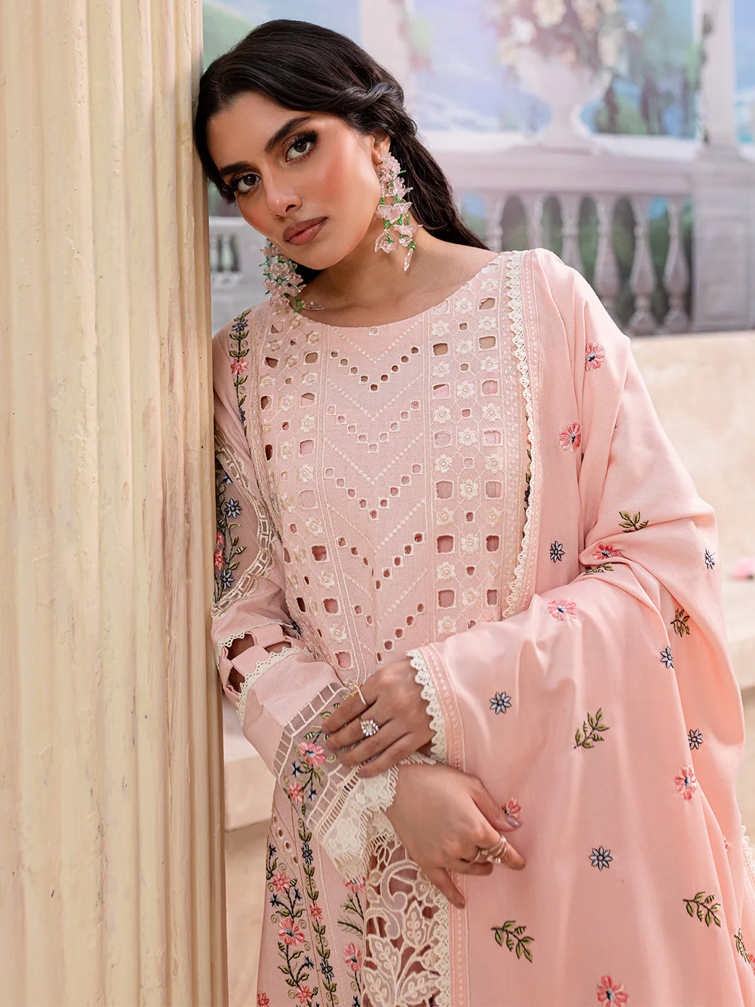 Mahnur Isabella Veronica Luxury Karandi 2024 - Image 2