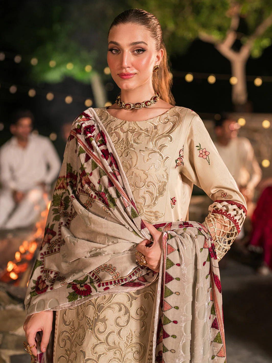Mahnur Kiva Nazakat Luxury Winter 2024 - Image 2